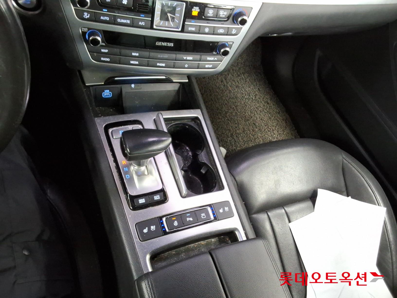 2019 - genesis g80