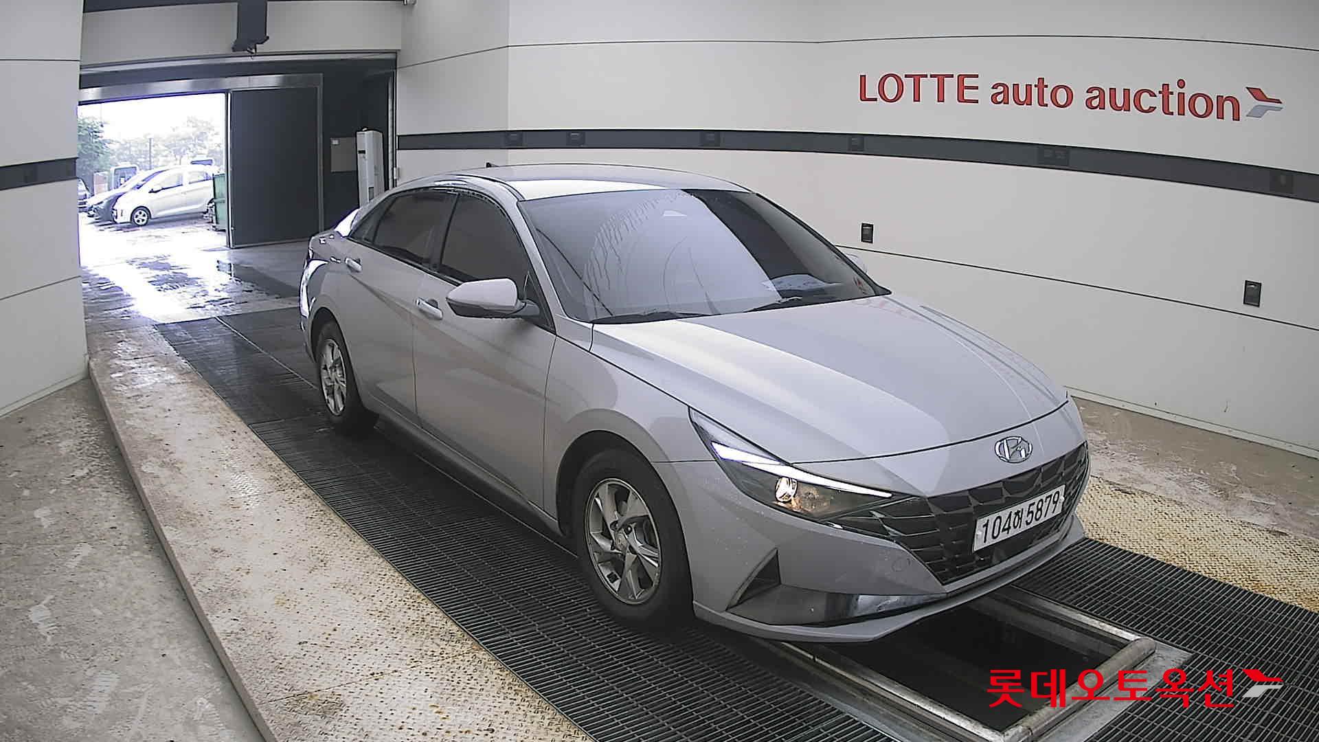 2021 - hyundai avante