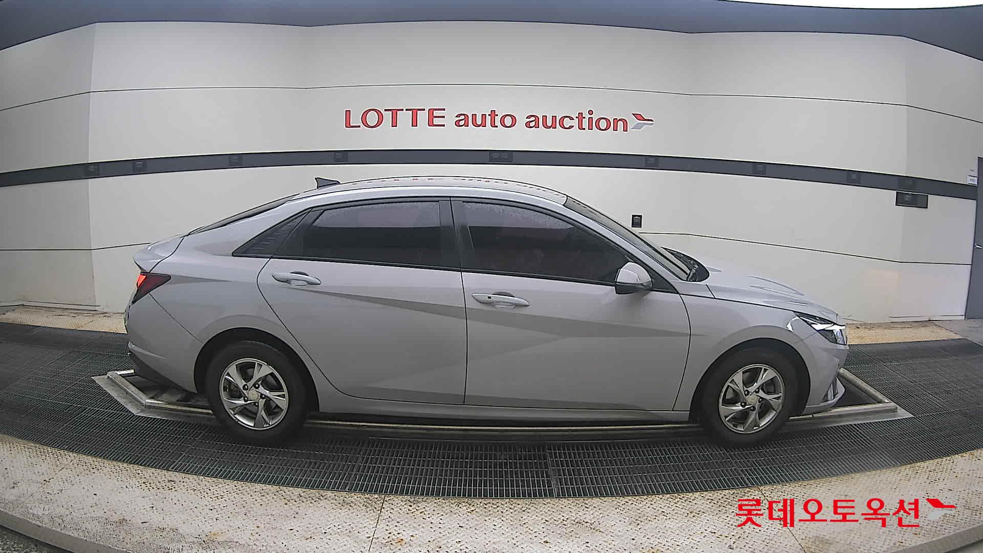 2021 - hyundai avante