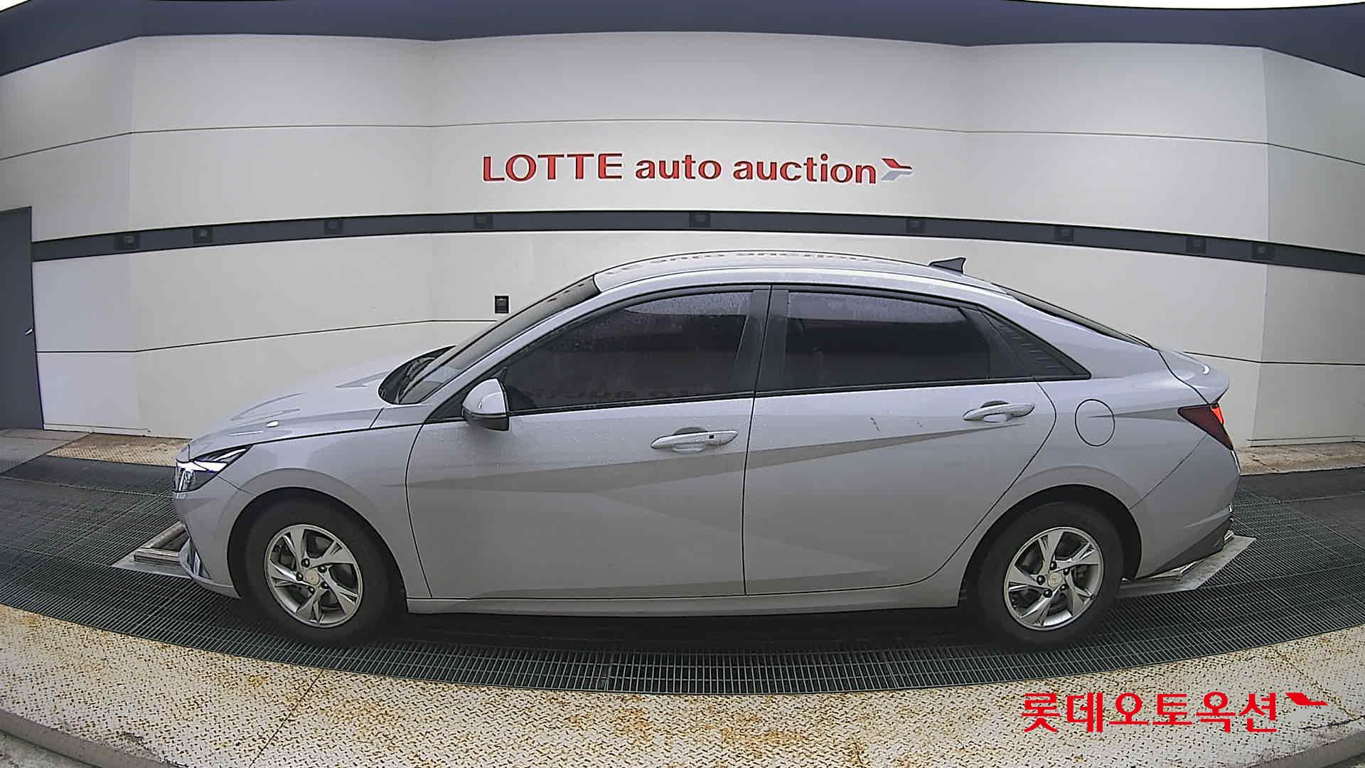 2021 - hyundai avante