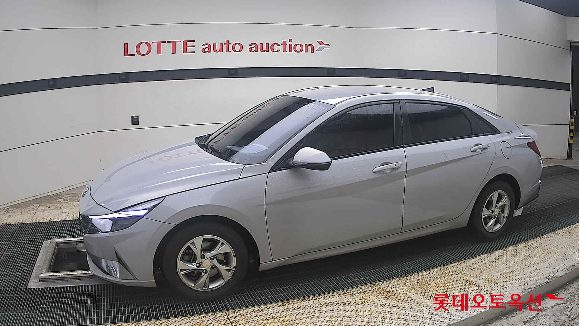 2021 - hyundai avante