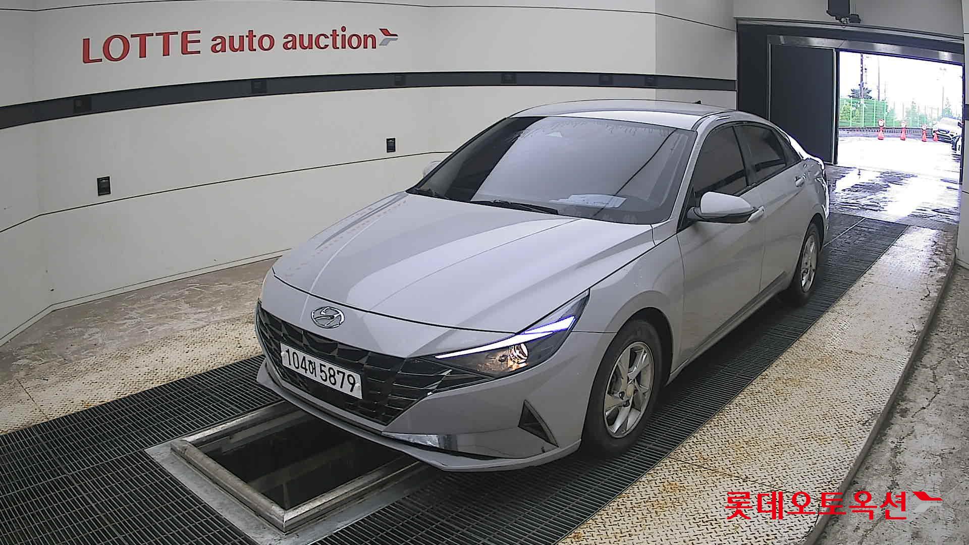 2021 - hyundai avante