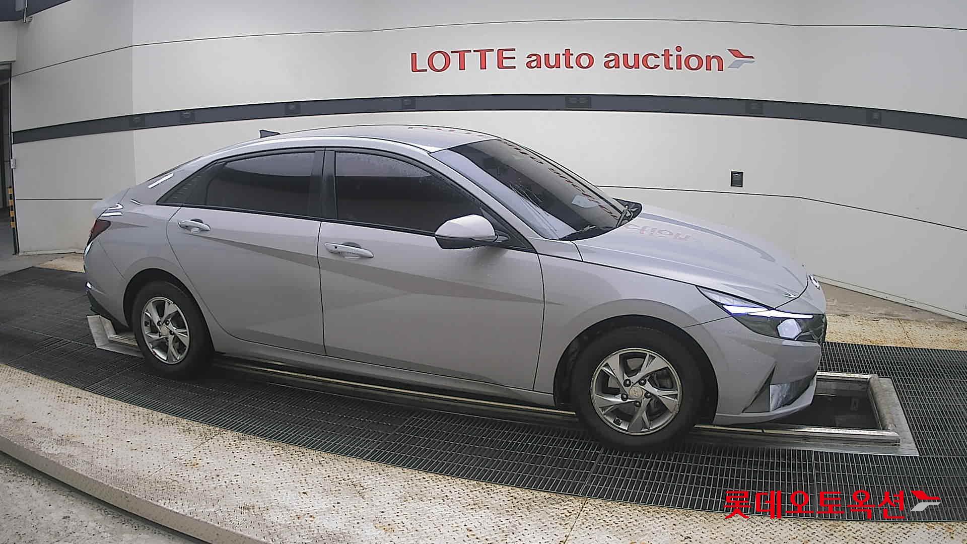 2021 - hyundai avante