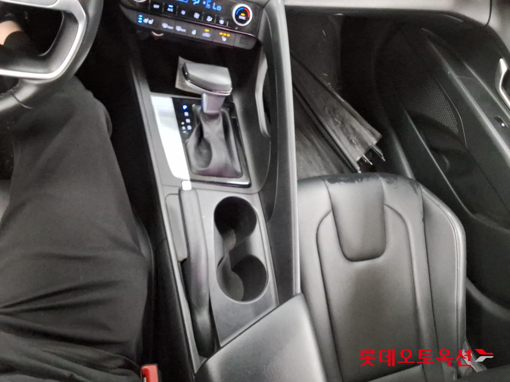 2021 - hyundai avante