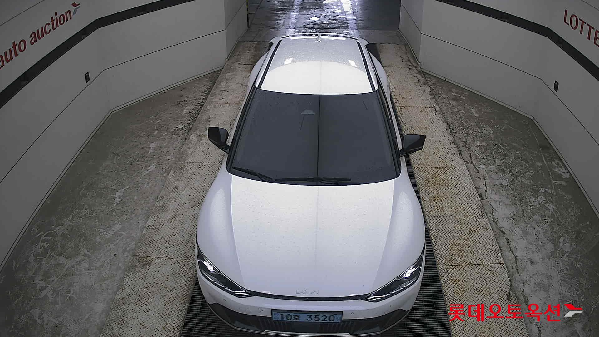 2022 - kia ev6