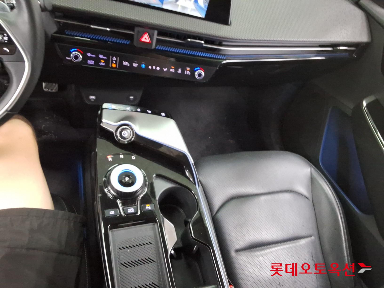 2022 - kia ev6