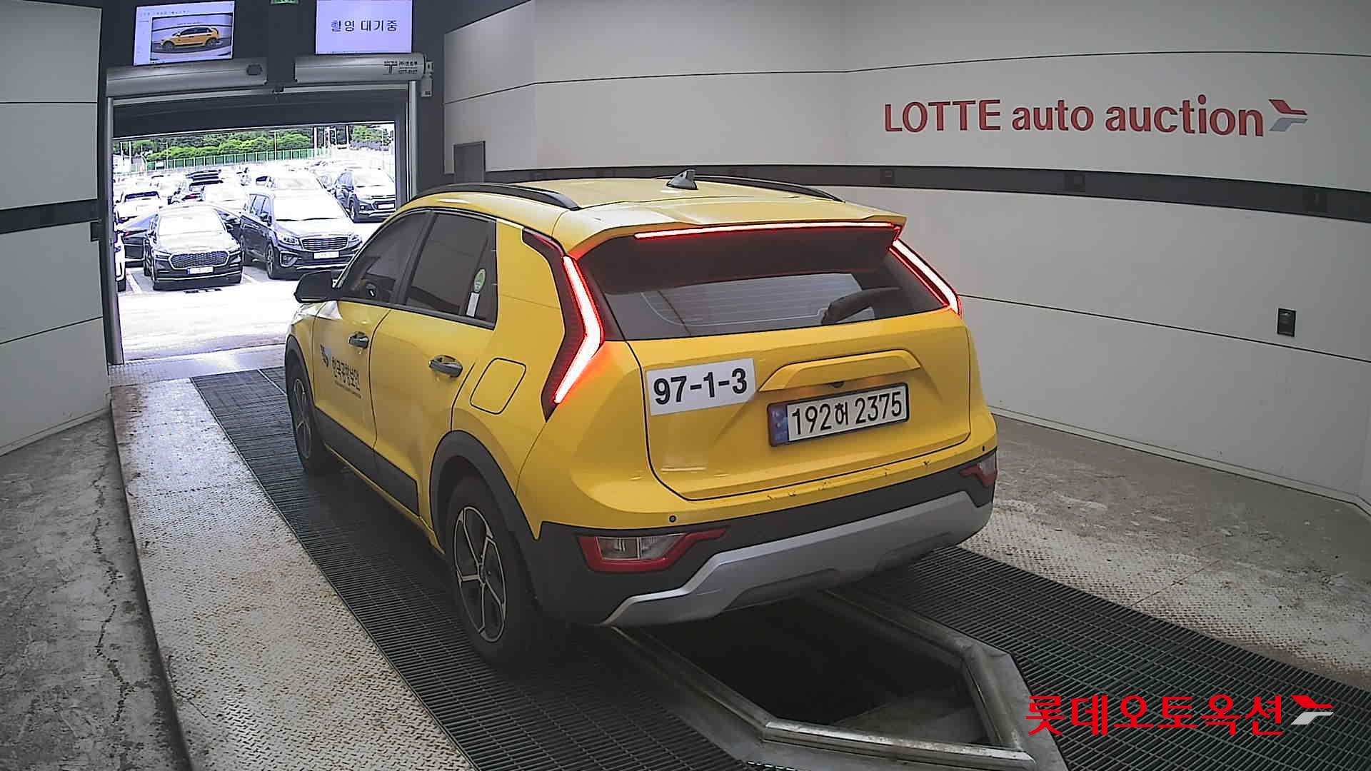 2023 - kia niro