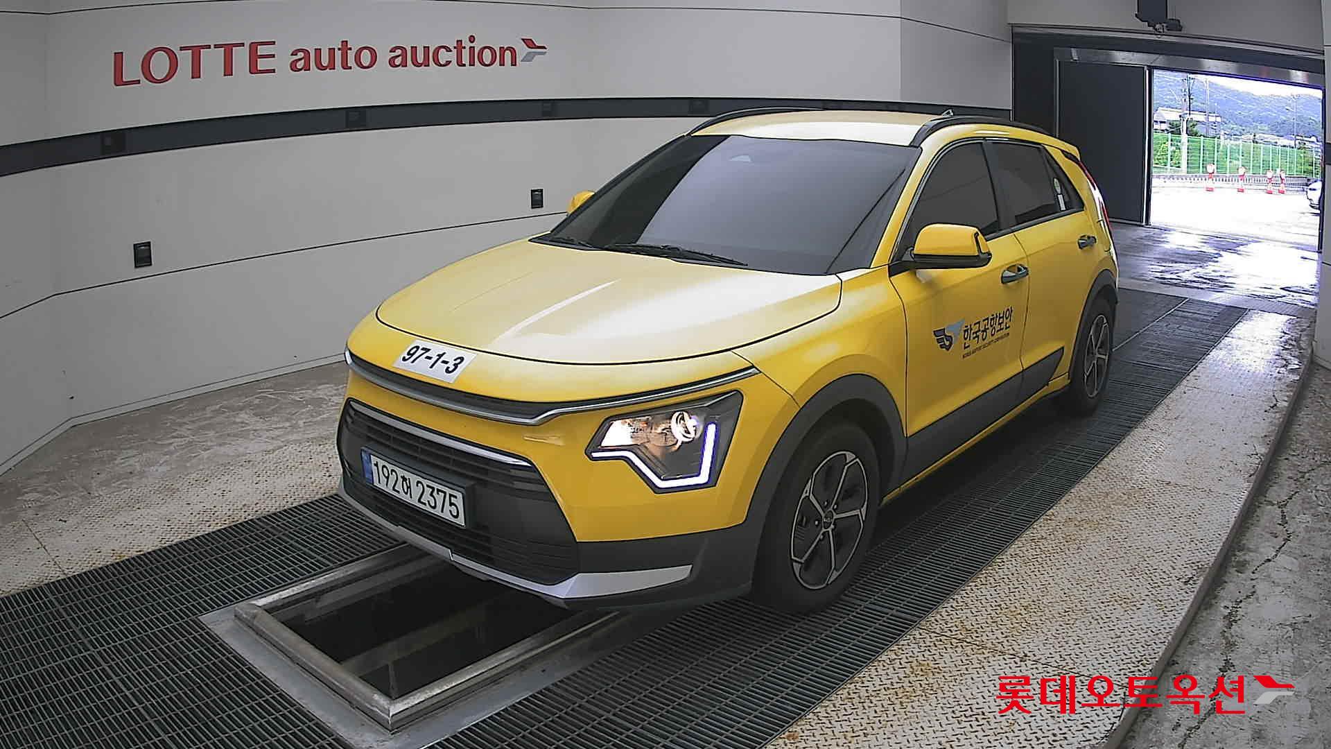 2023 - kia niro
