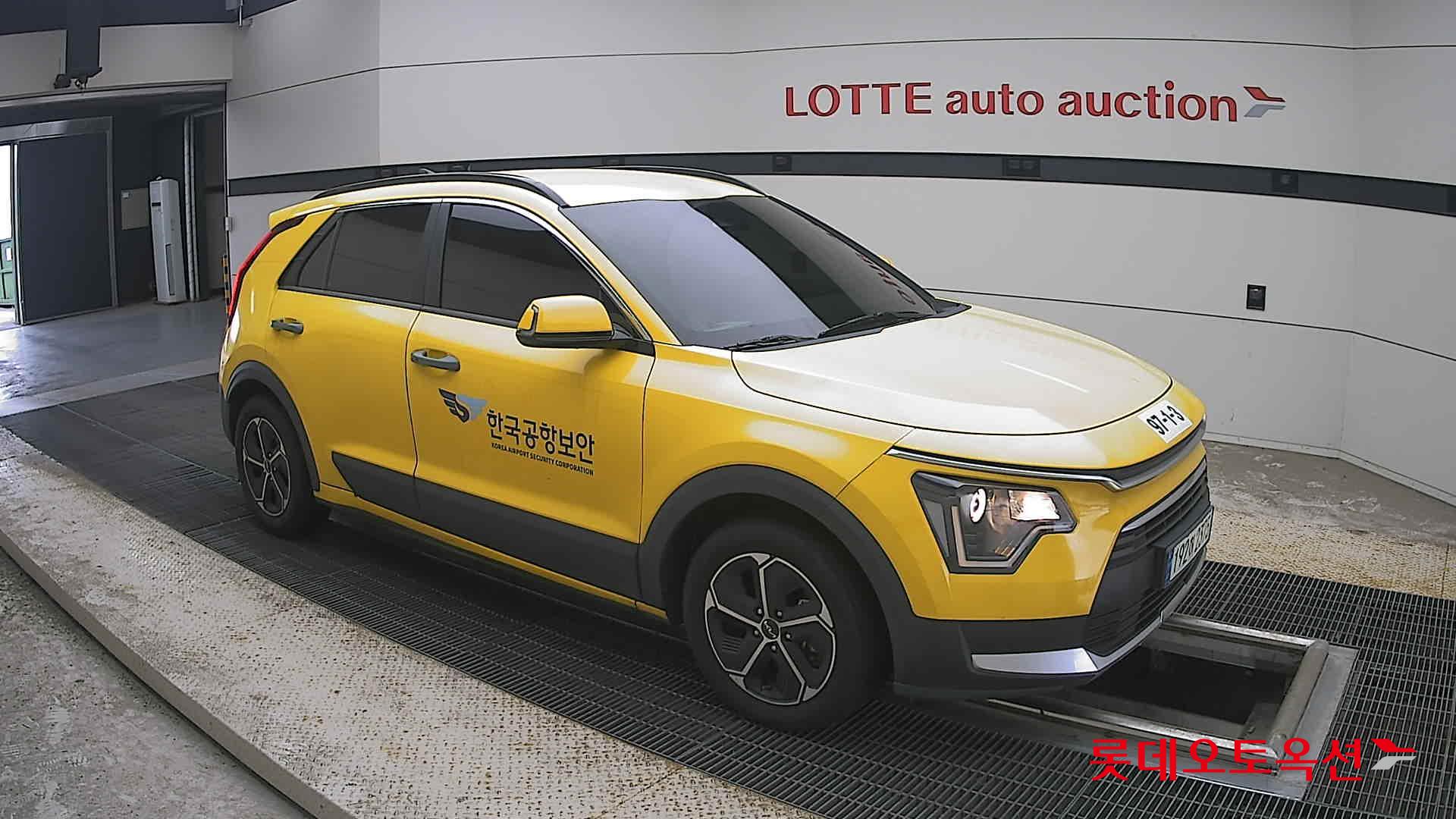 2023 - kia niro