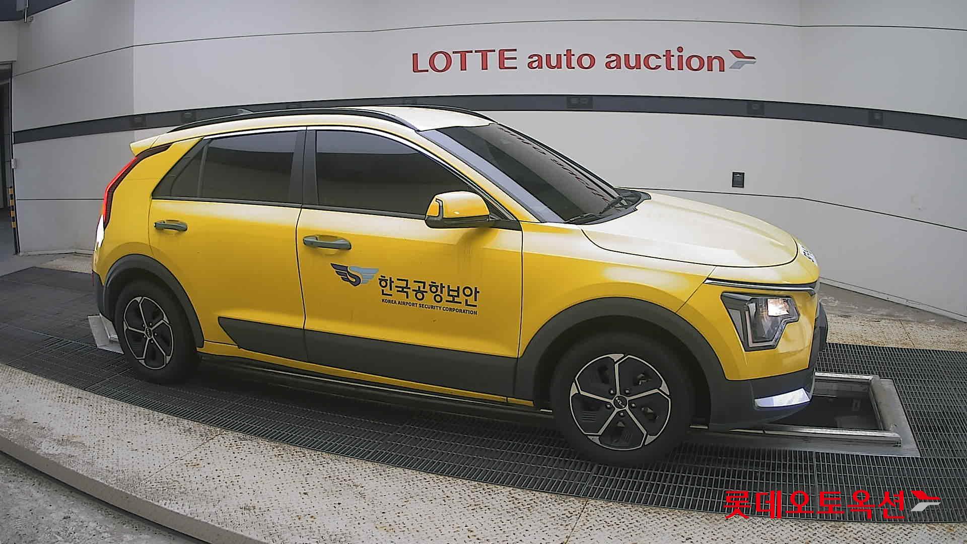 2023 - kia niro
