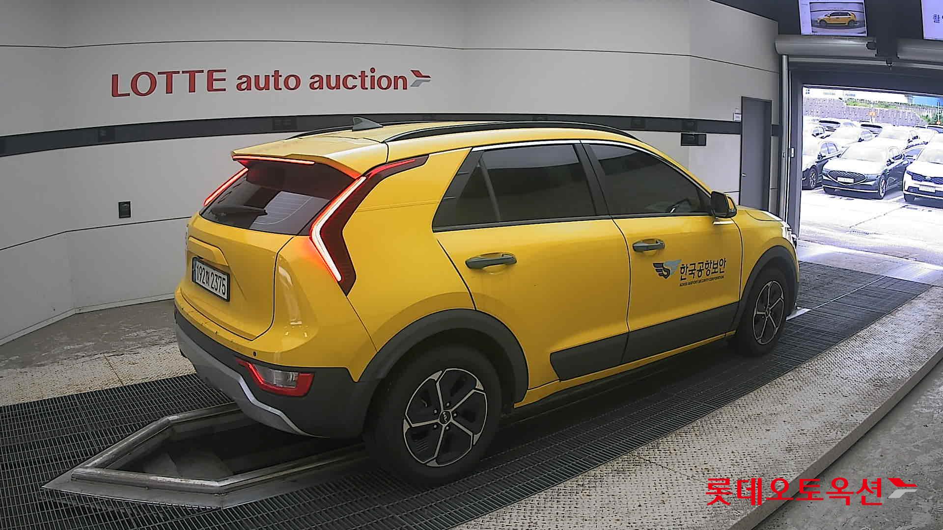 2023 - kia niro