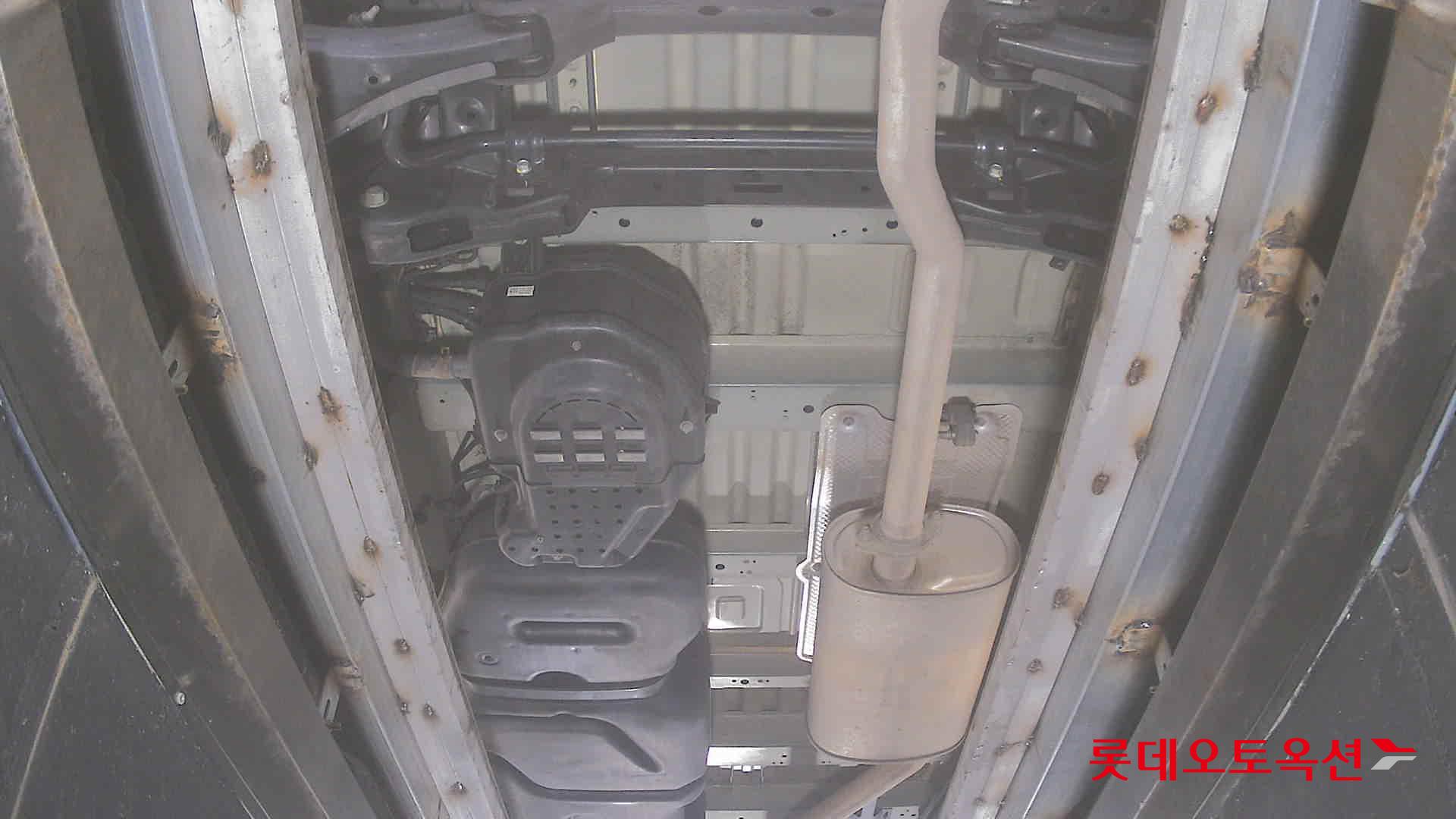 2023 - hyundai staria