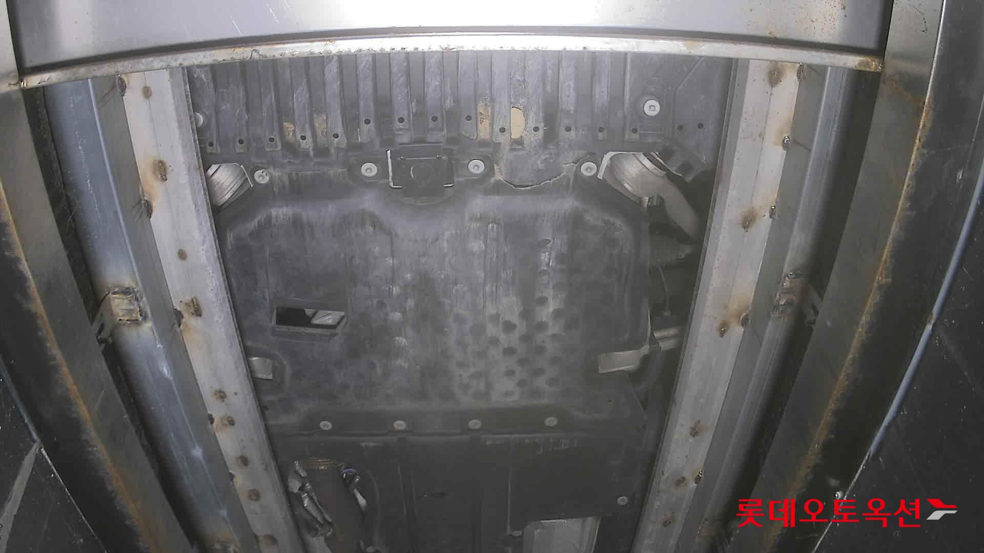 مرسيدس بنز E220 2023 4M LINE