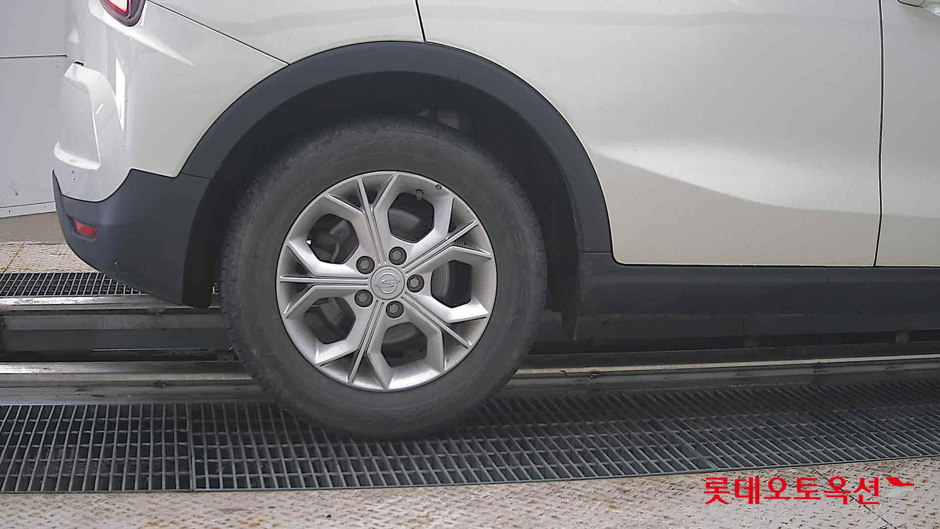 2022 - ssangyong tivoli