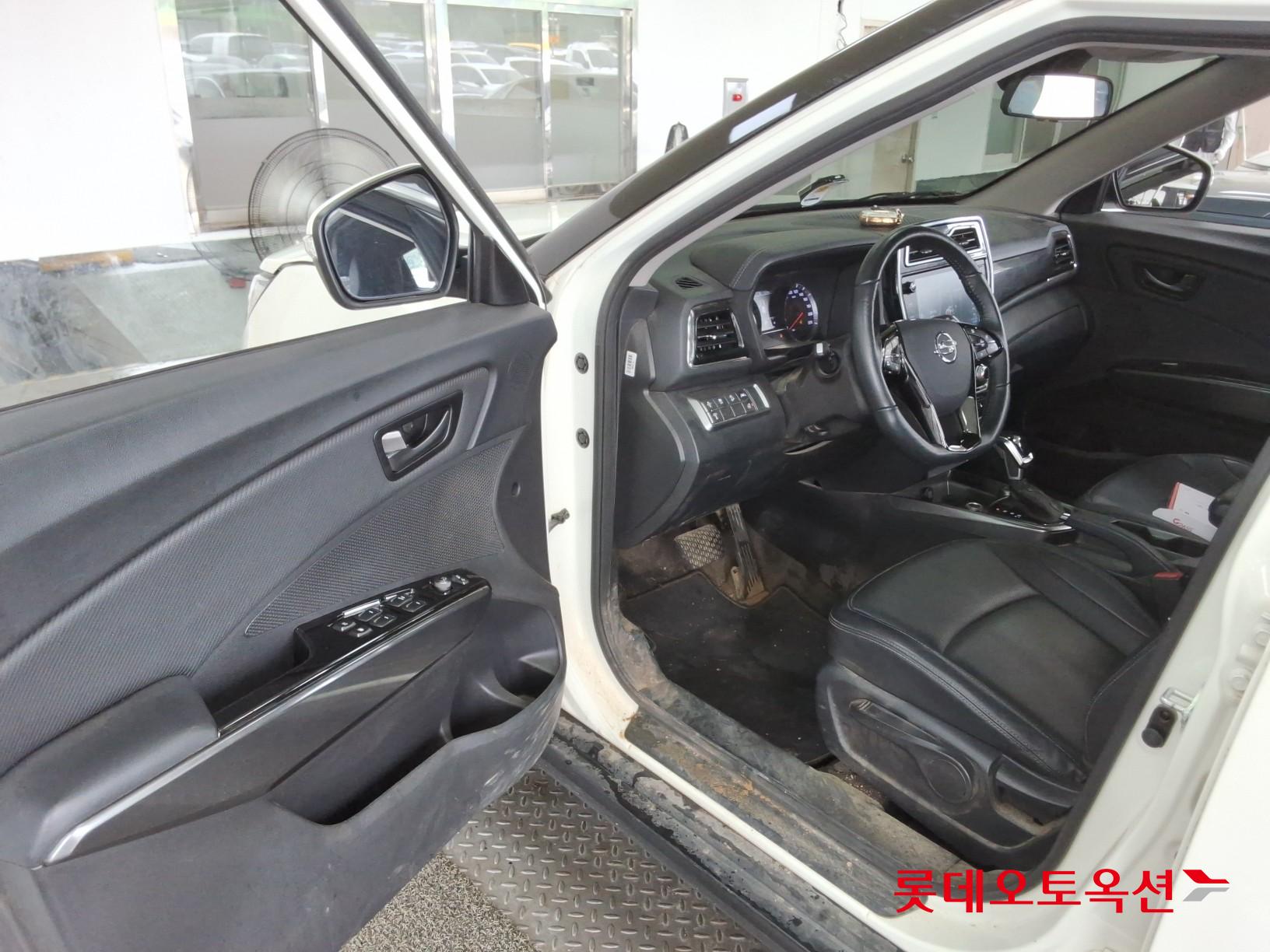 2022 - ssangyong tivoli