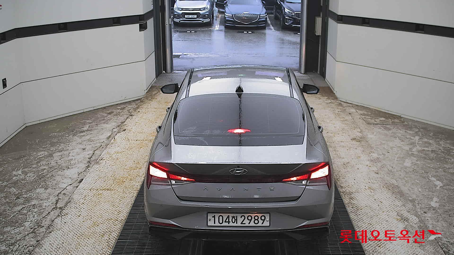 2021 - hyundai avante