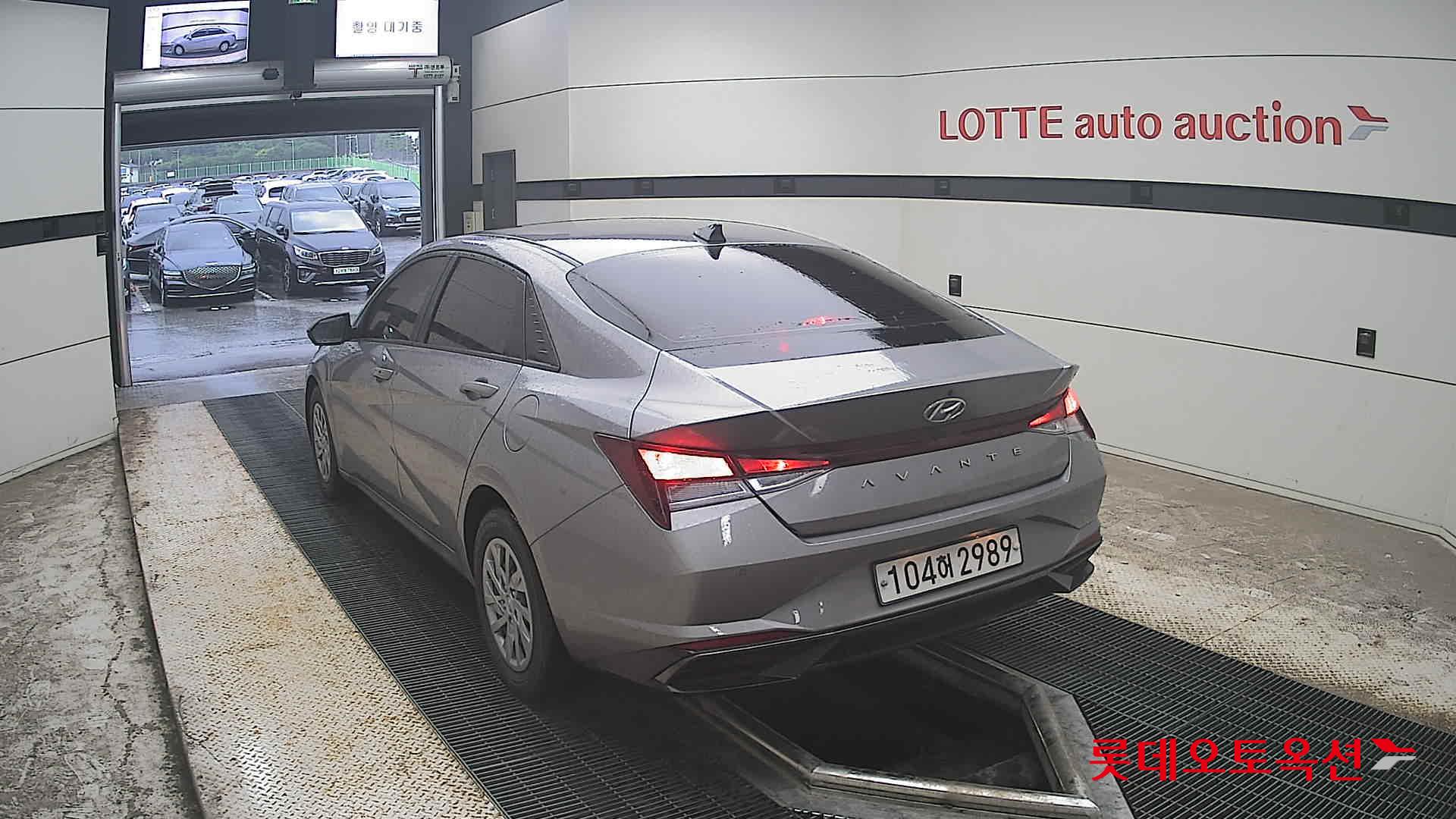 2021 - hyundai avante
