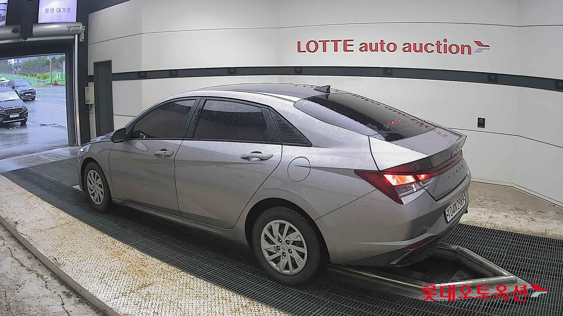 2021 - hyundai avante