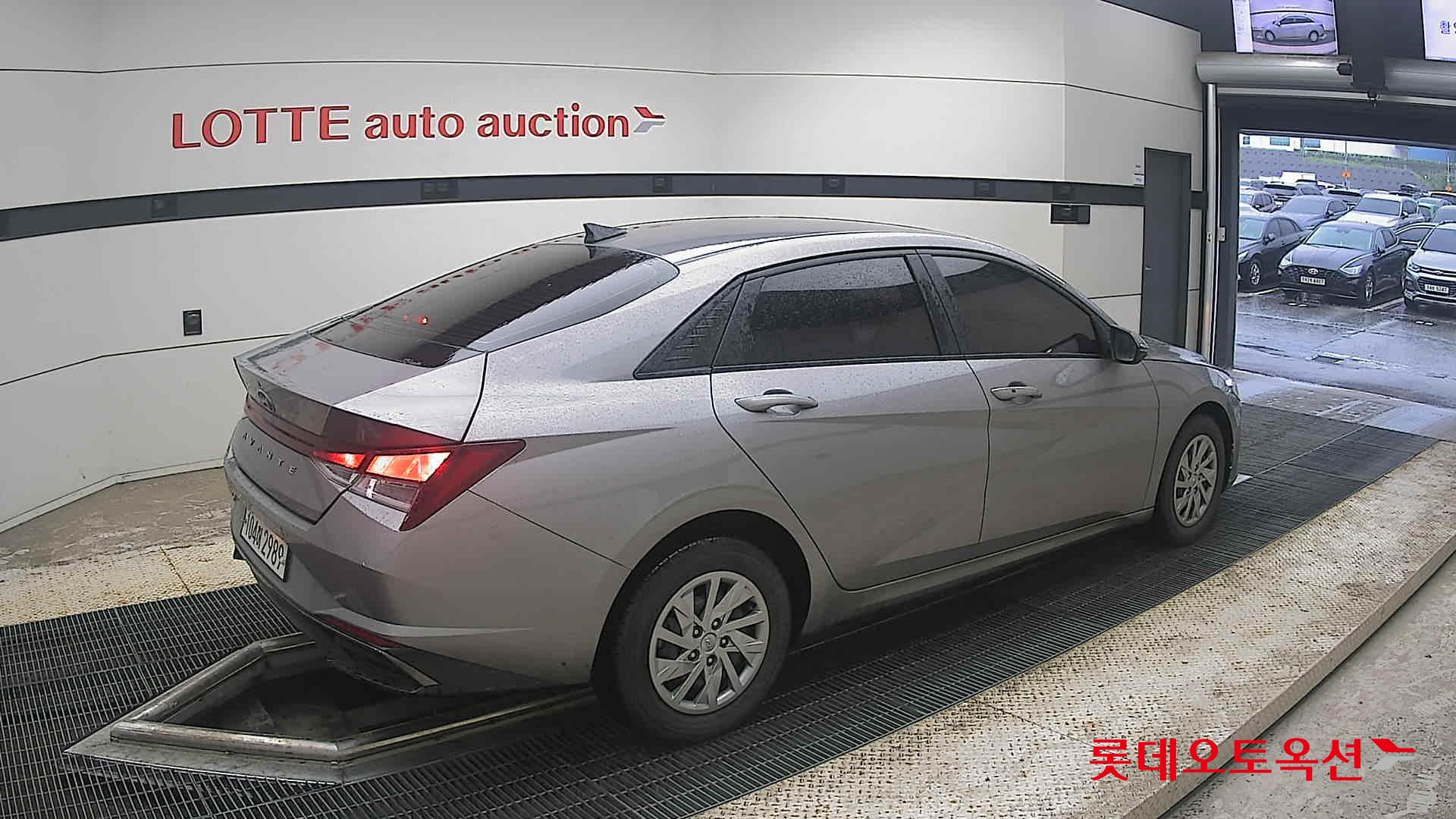 2021 - hyundai avante