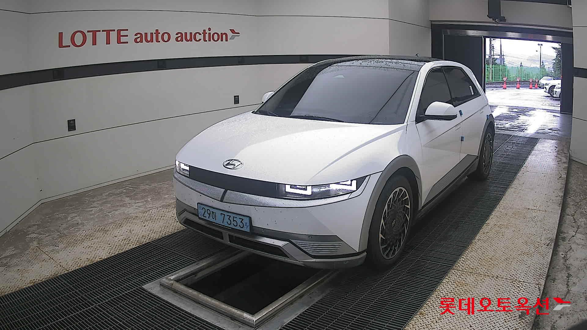 2022 - hyundai ioniq