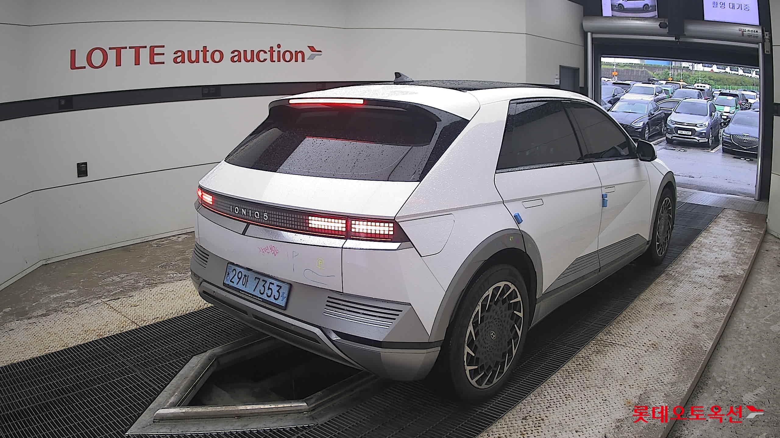 2022 - hyundai ioniq