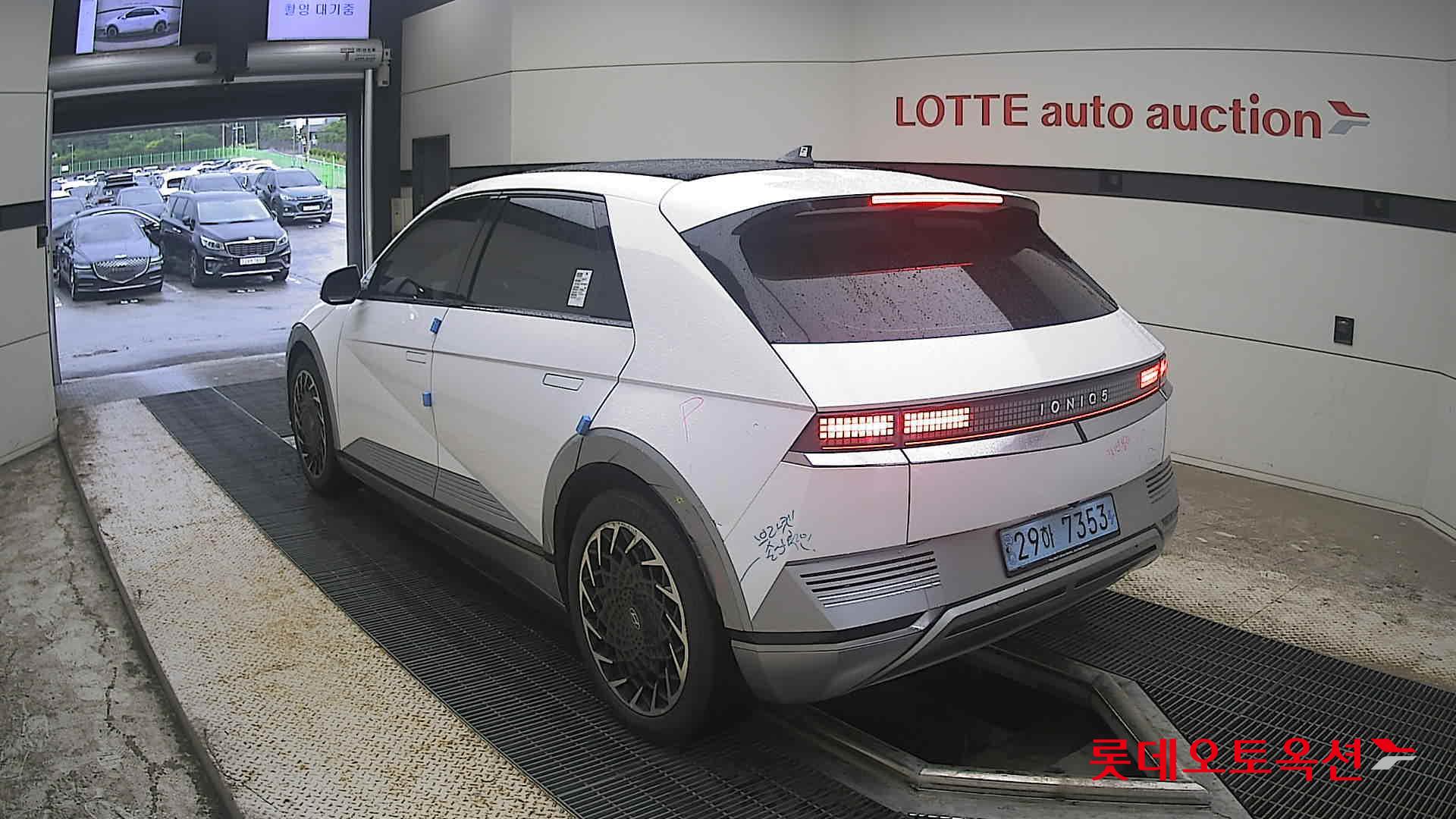 2022 - hyundai ioniq