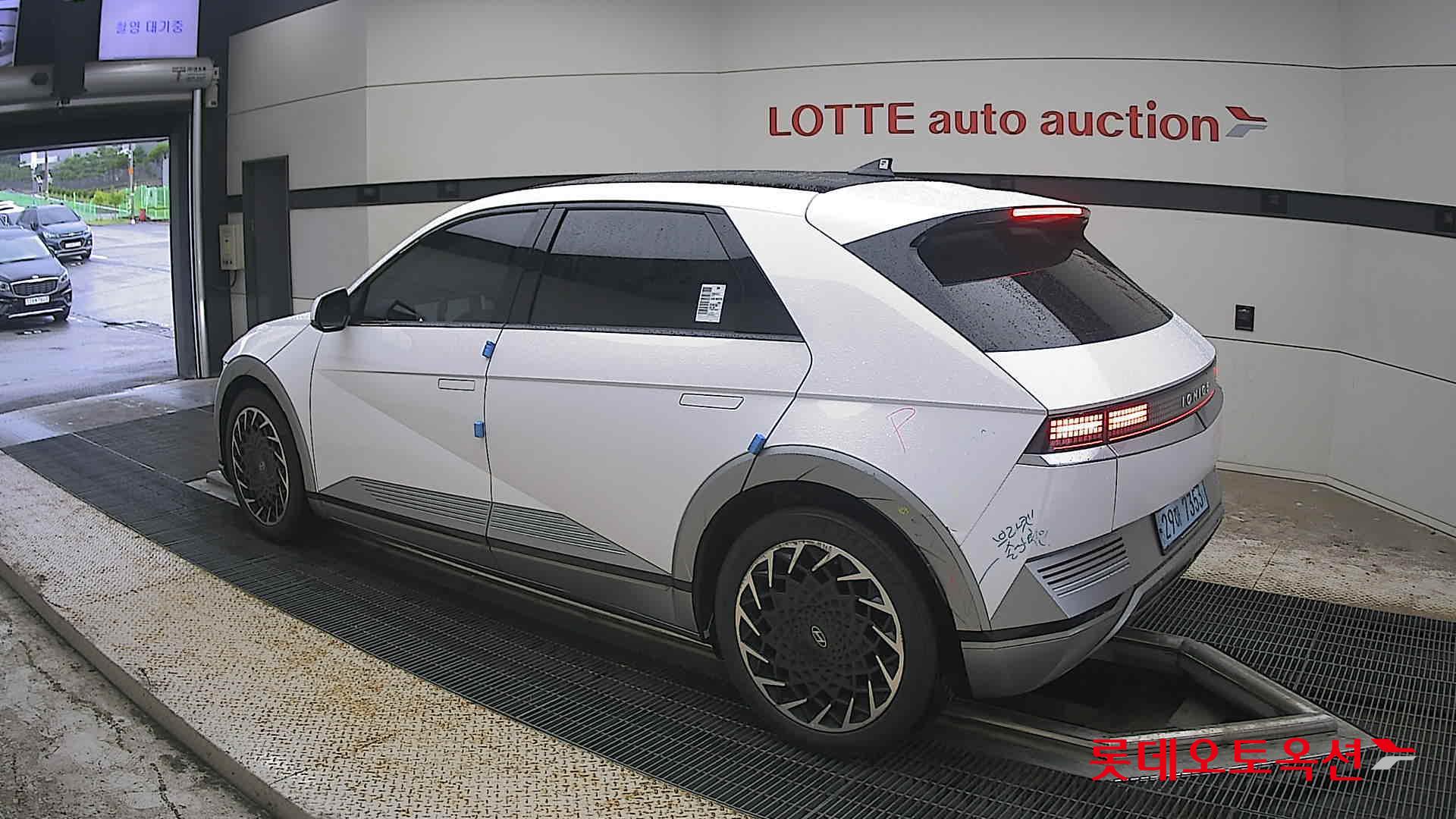 2022 - hyundai ioniq