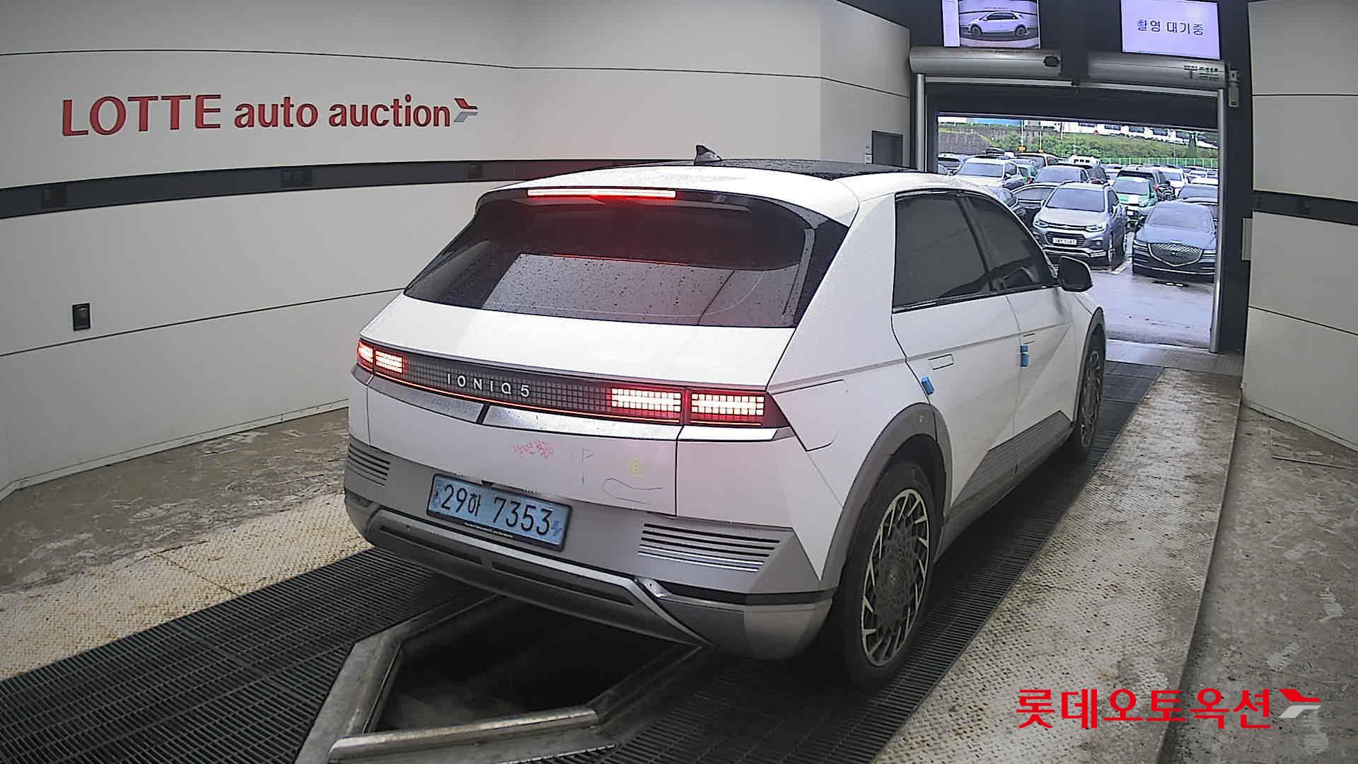 2022 - hyundai ioniq