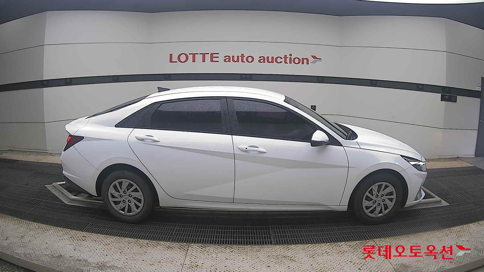 2021 - hyundai avante
