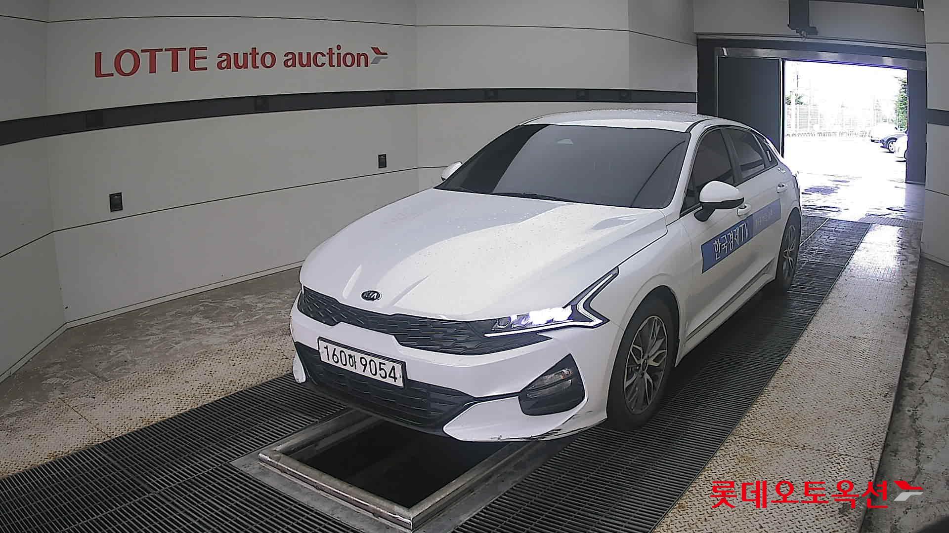 2021 - kia k5