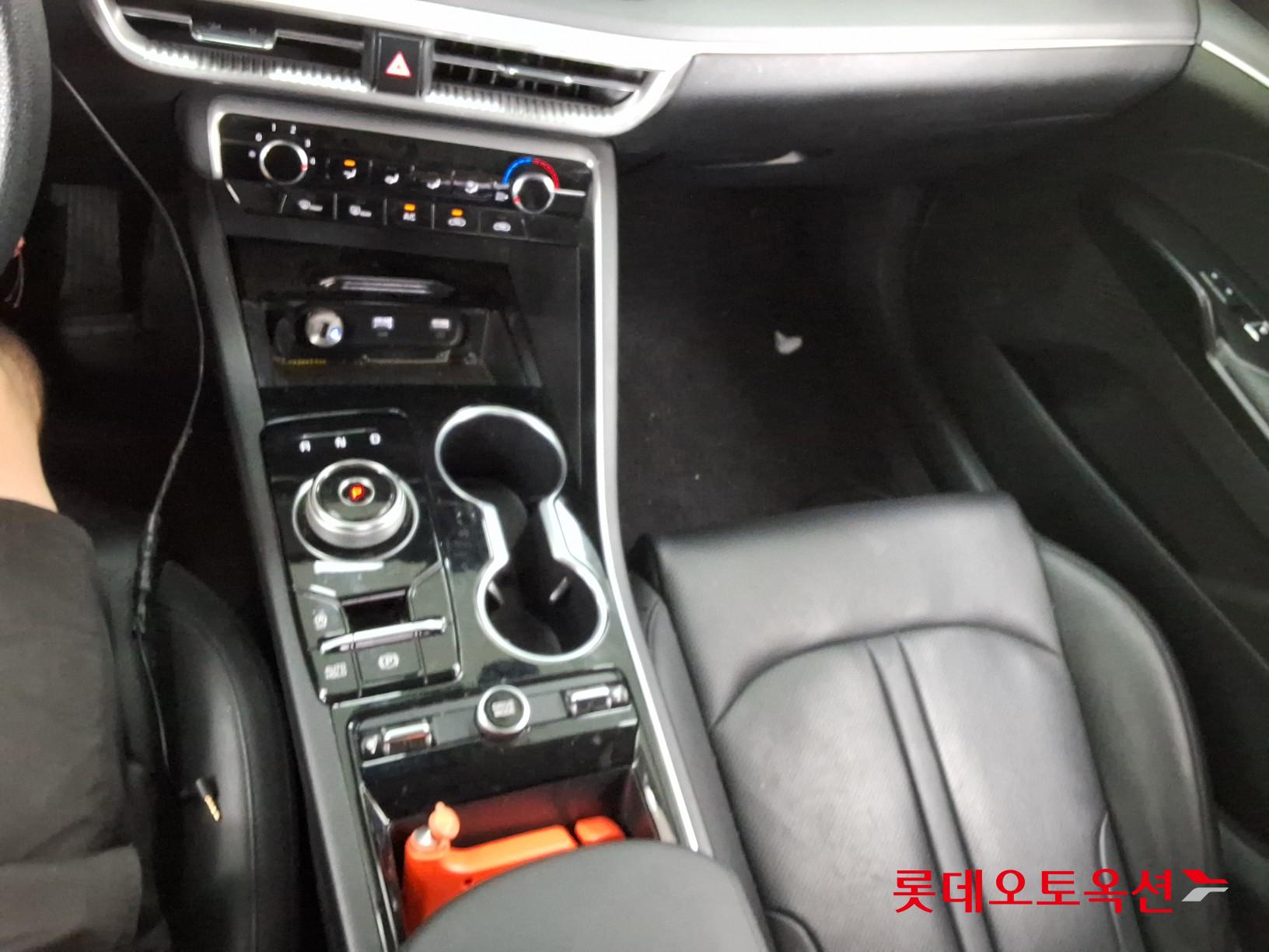 2021 - kia k5