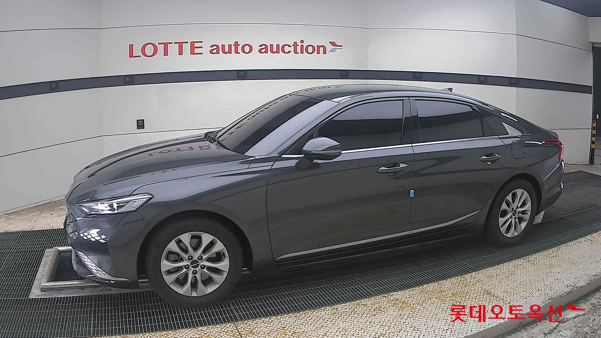 2023 - kia k8