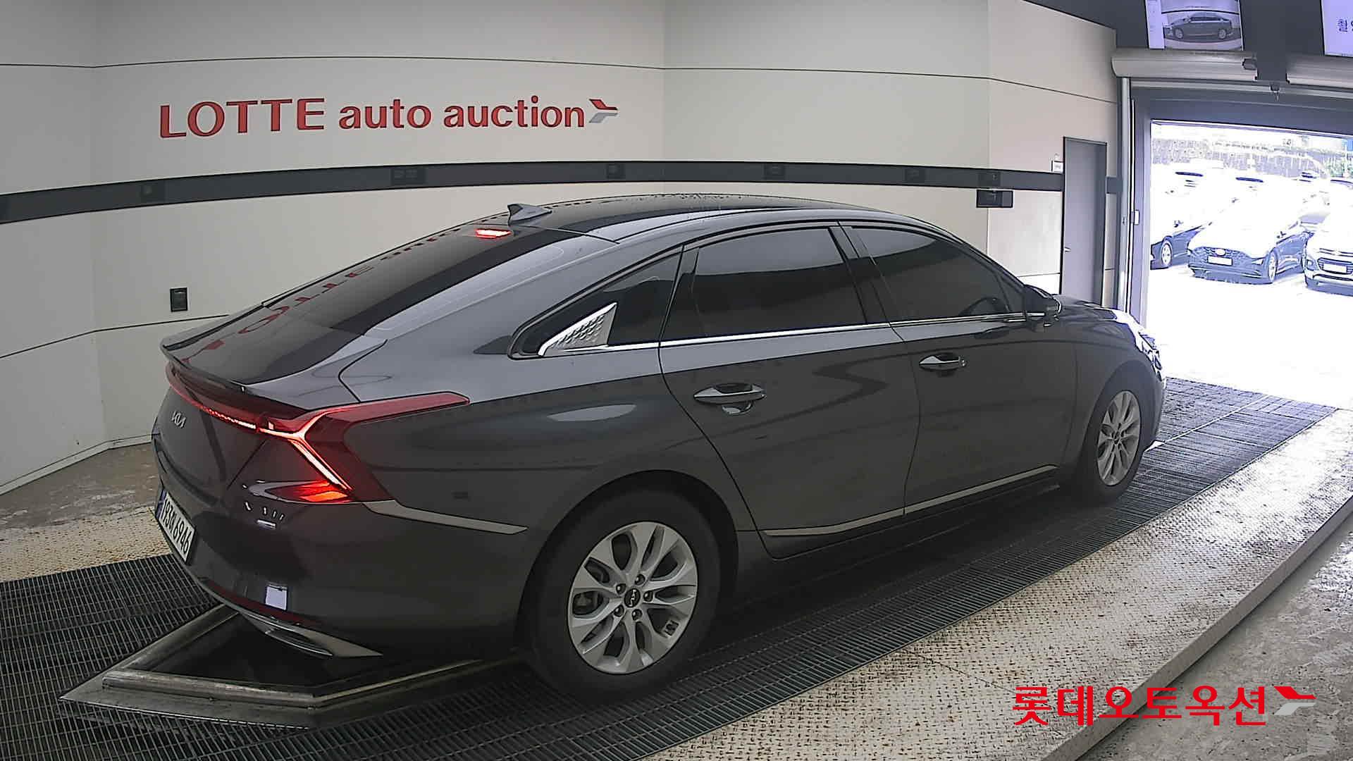 2023 - kia k8