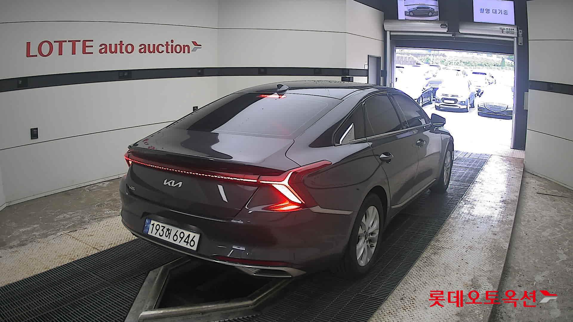 2023 - kia k8