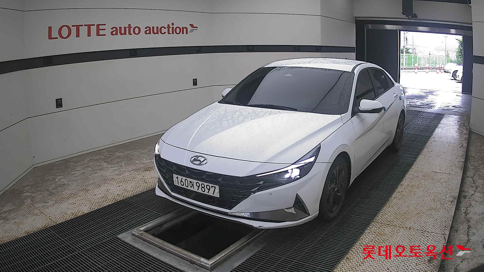 2021 - hyundai avante