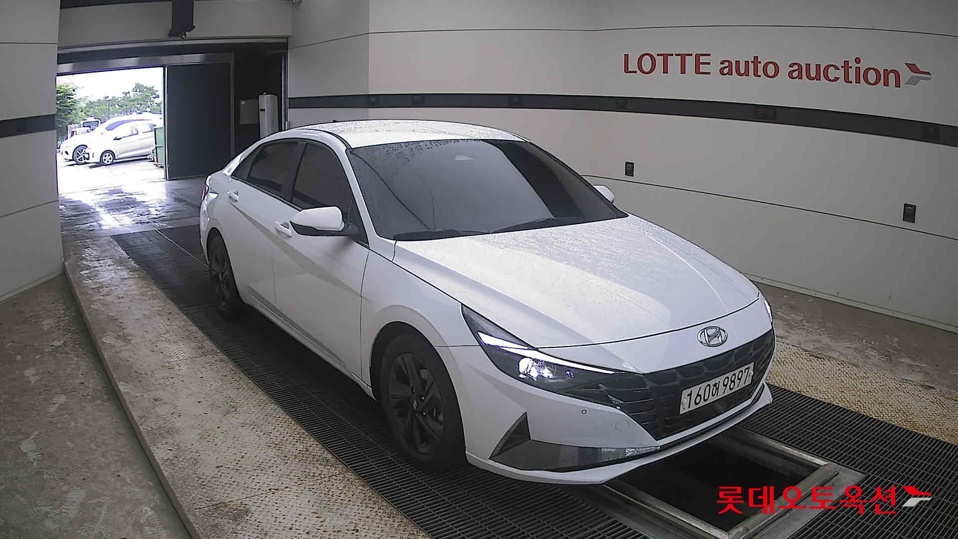 2021 - hyundai avante