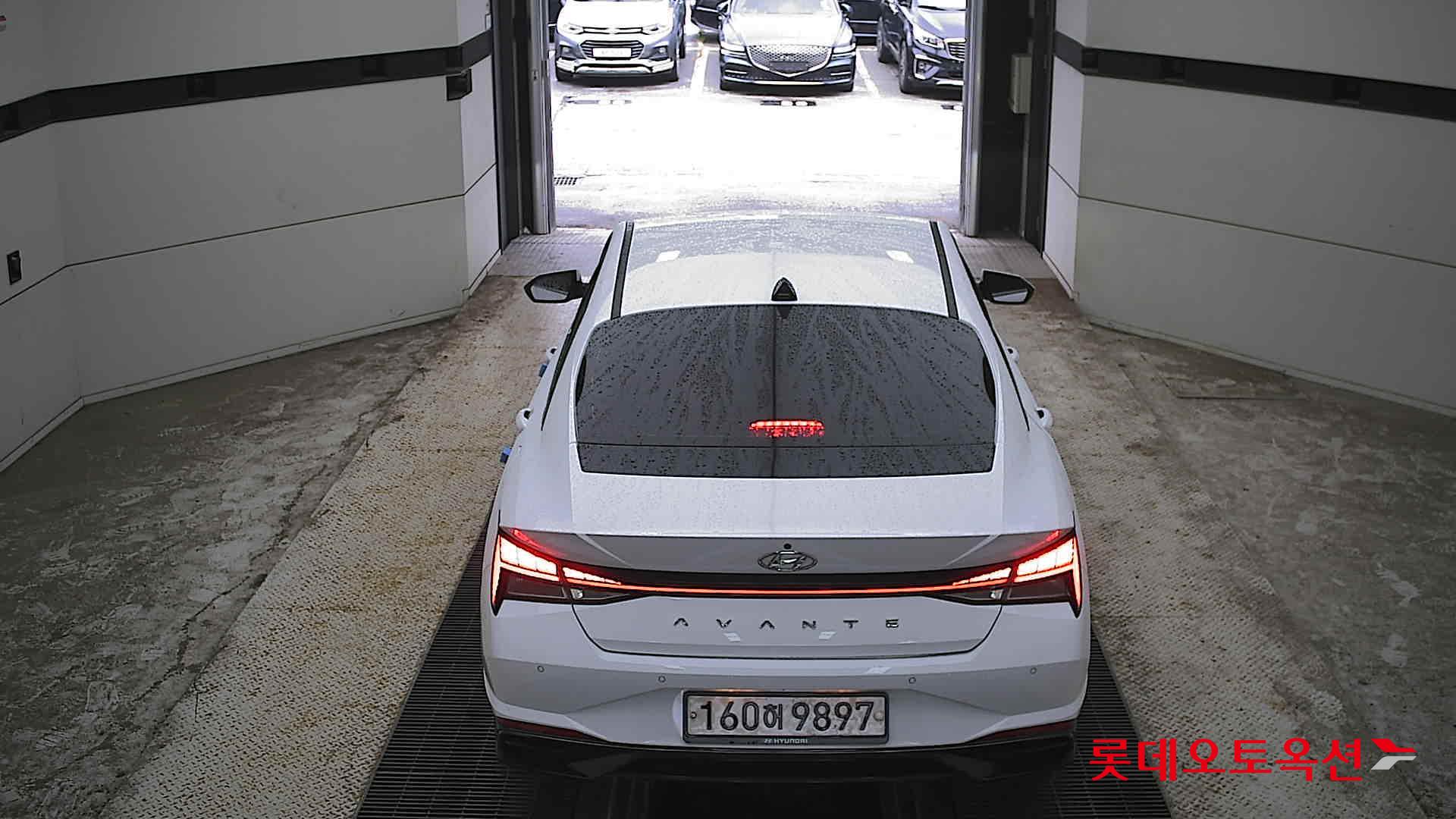 2021 - hyundai avante