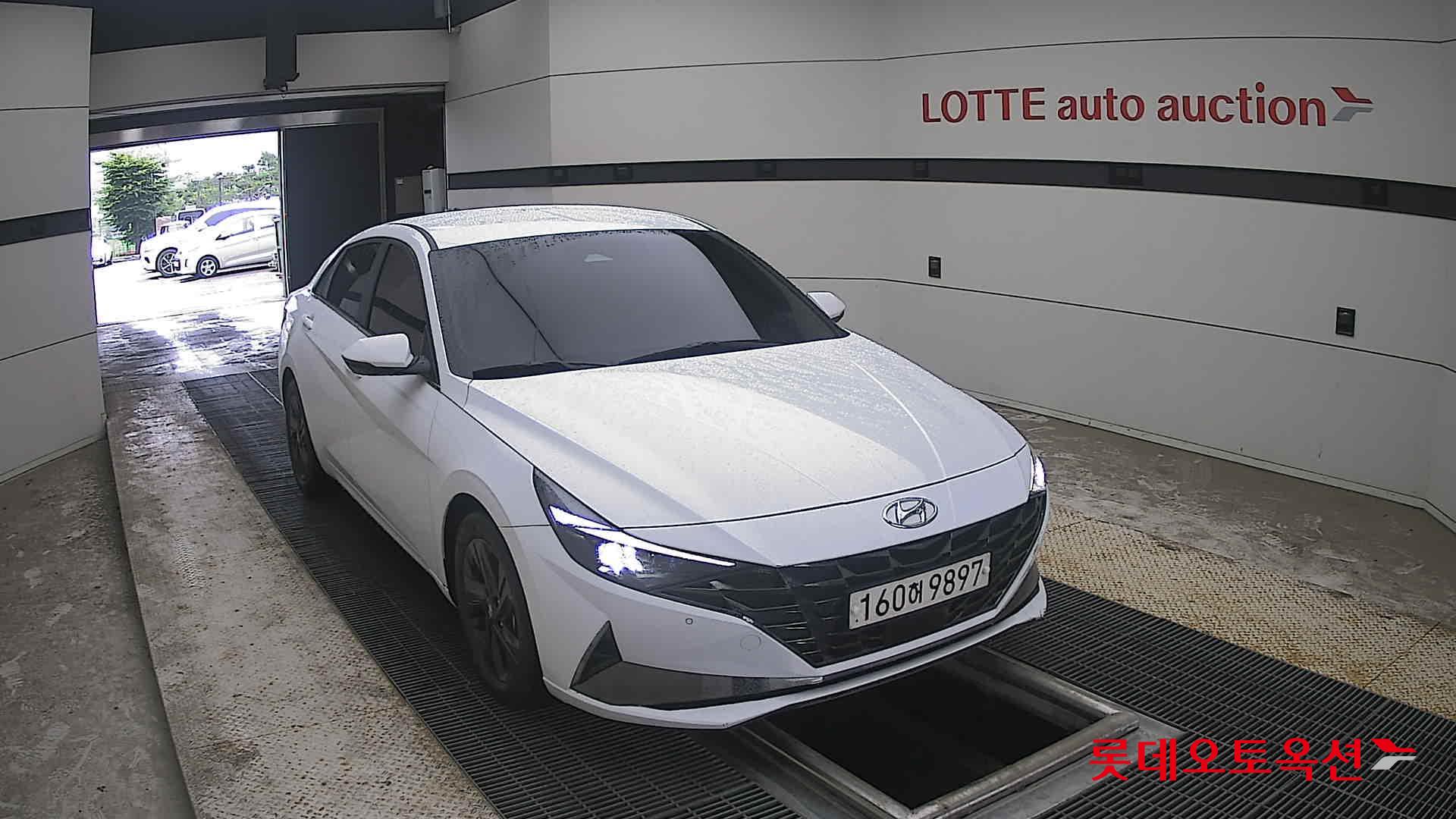 2021 - hyundai avante