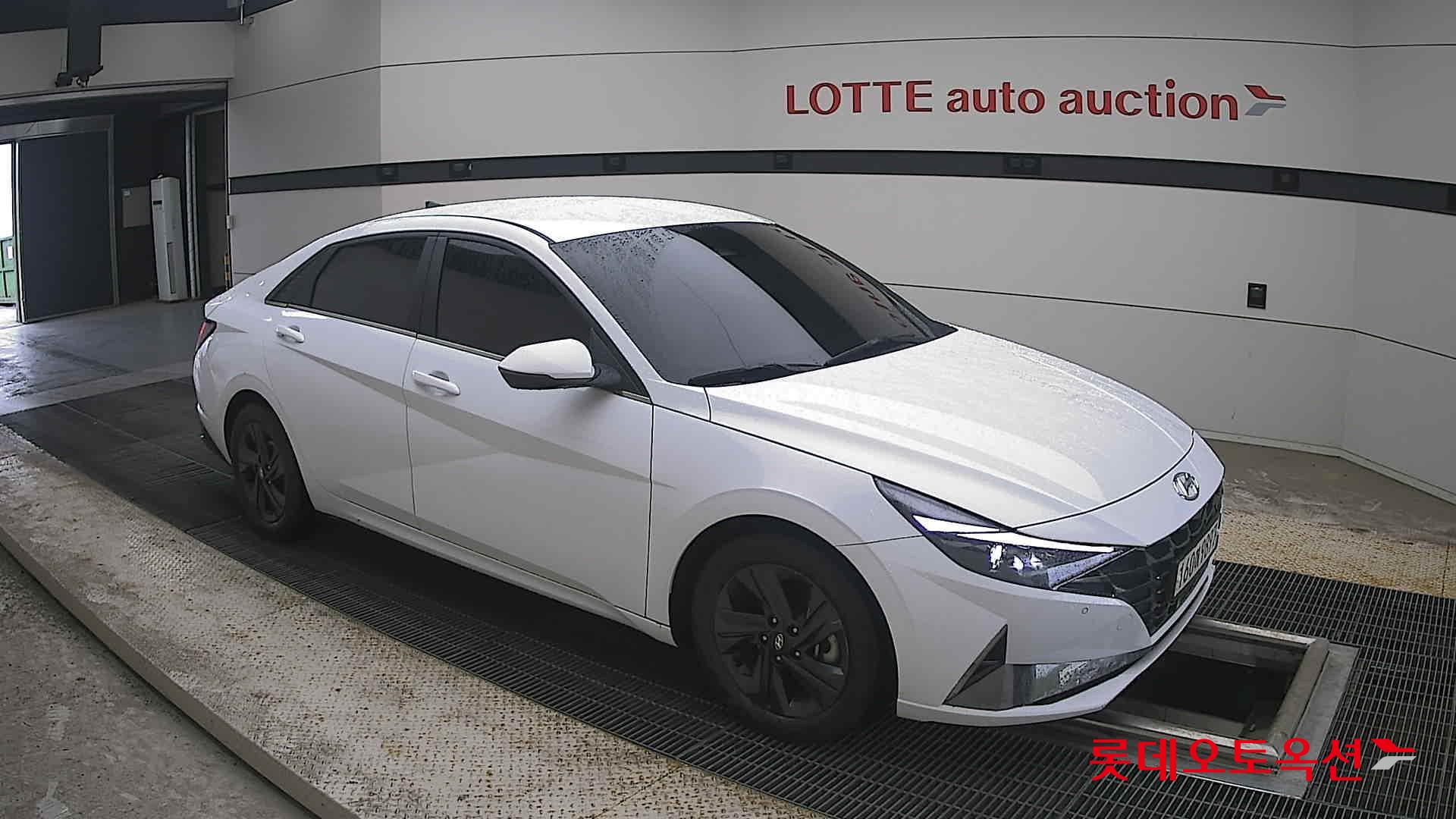 2021 - hyundai avante