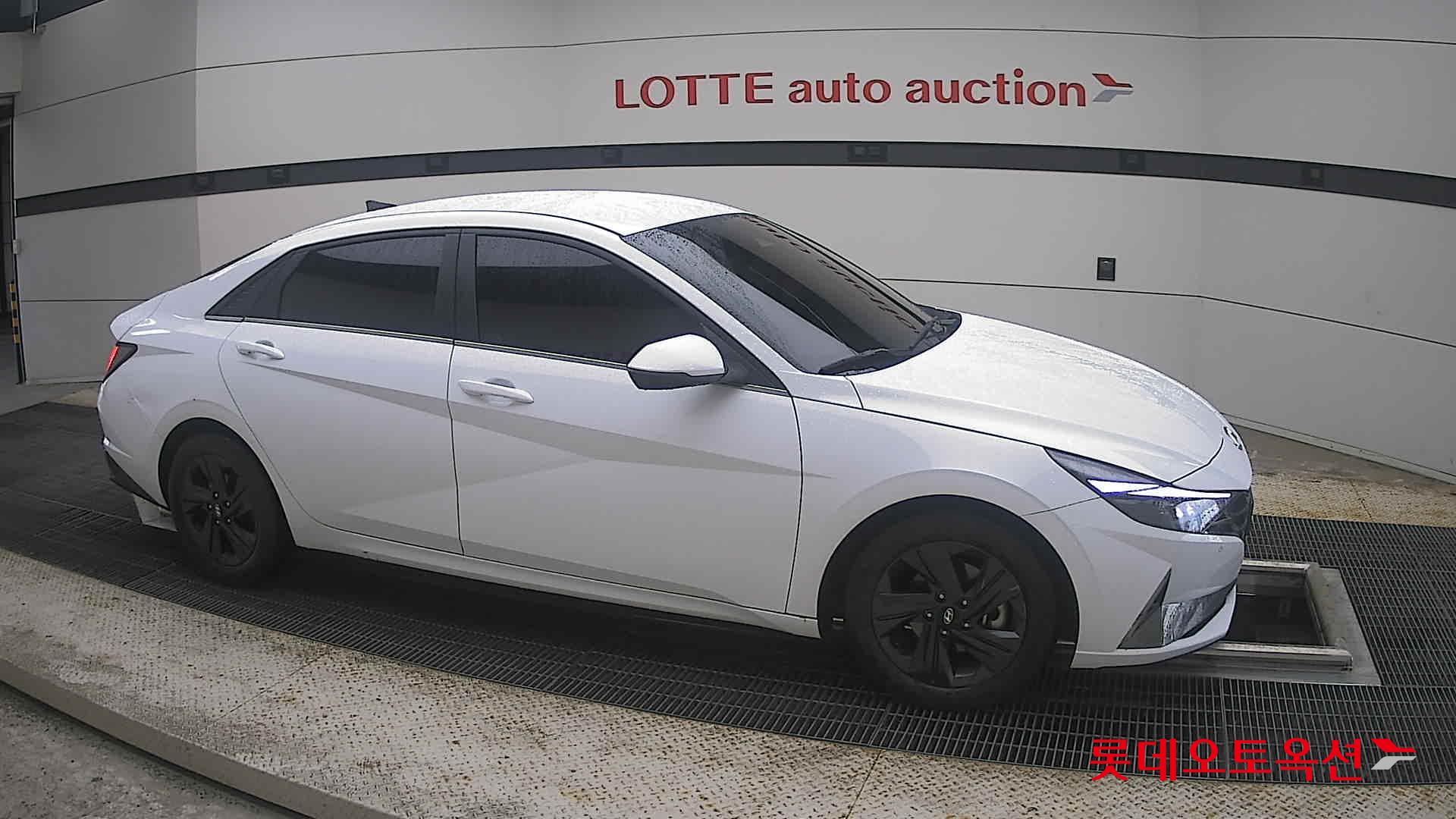 2021 - hyundai avante