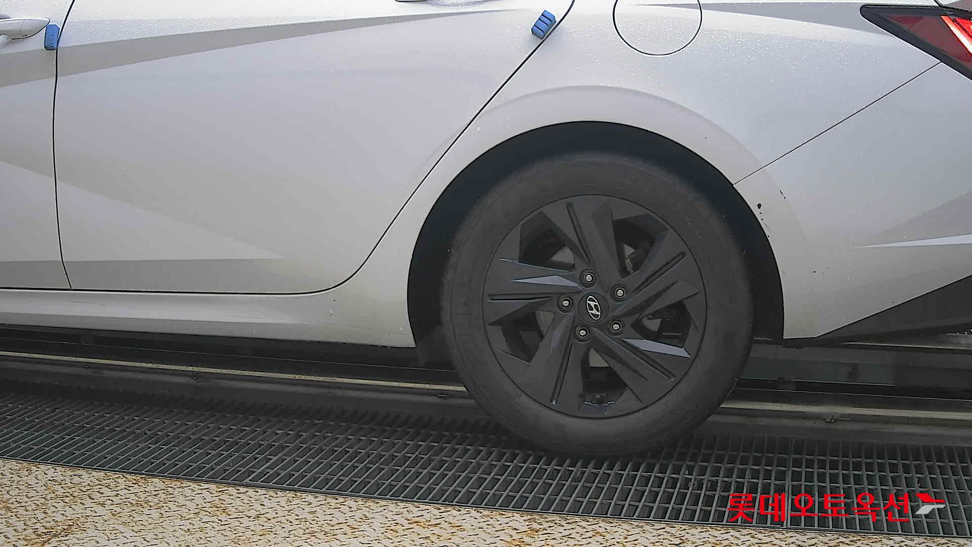 2021 - hyundai avante