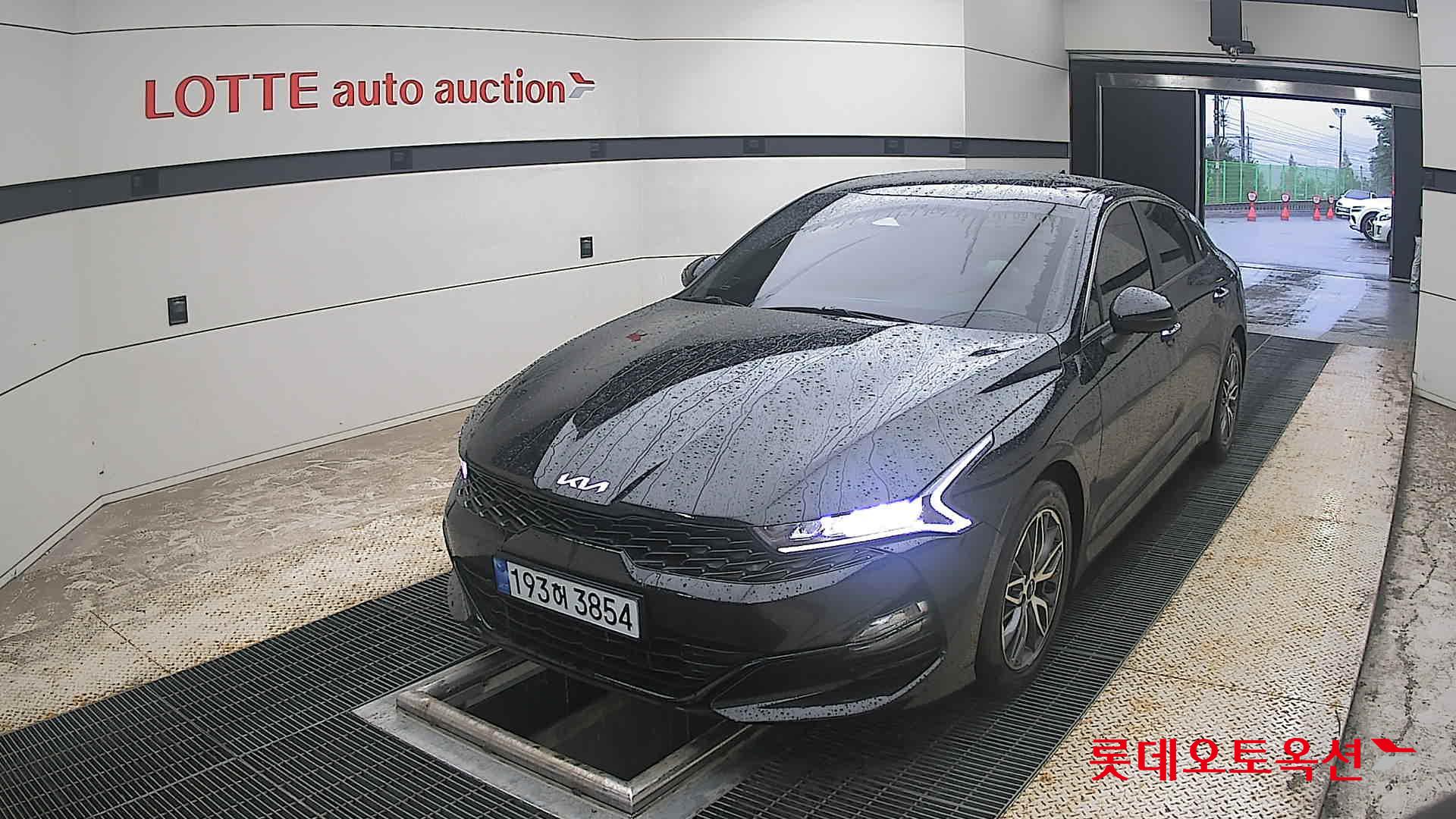 2022 - kia k5