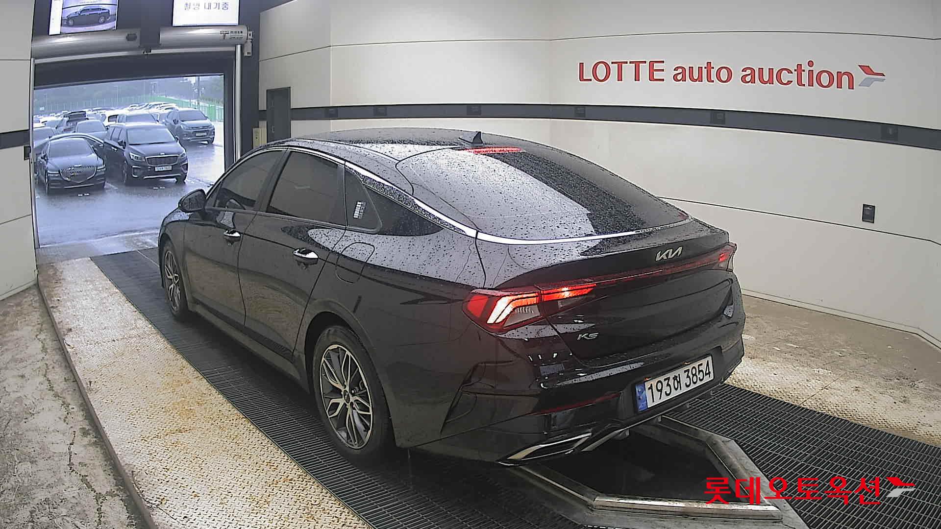 2022 - kia k5