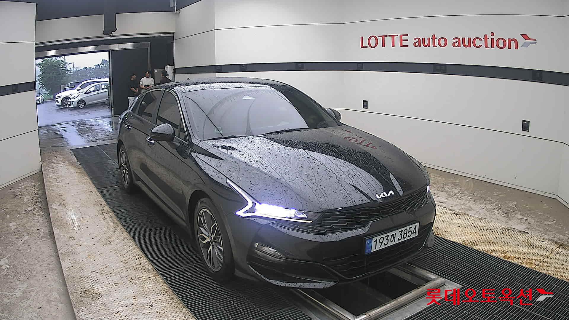 2022 - kia k5