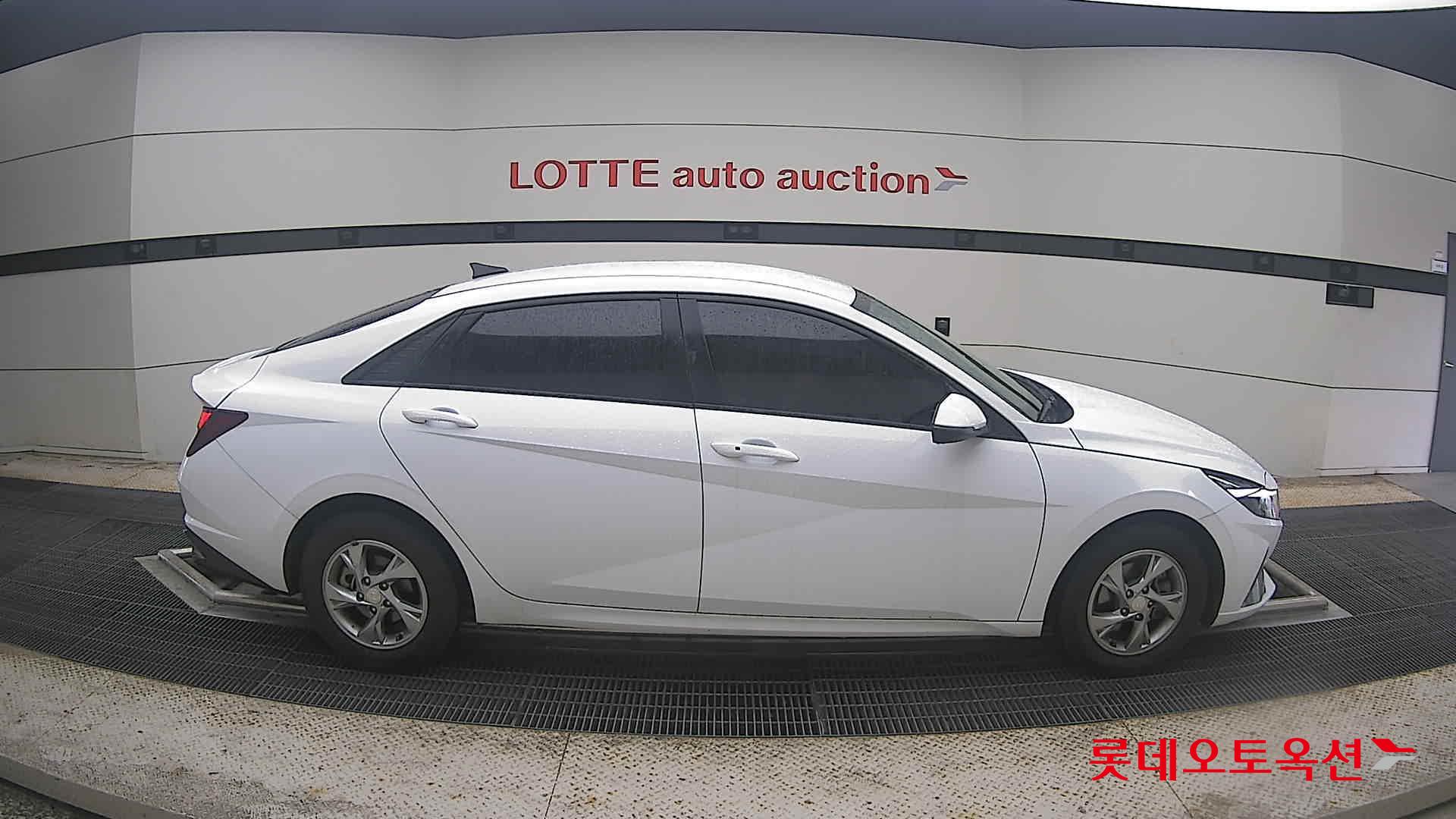 2021 - hyundai avante
