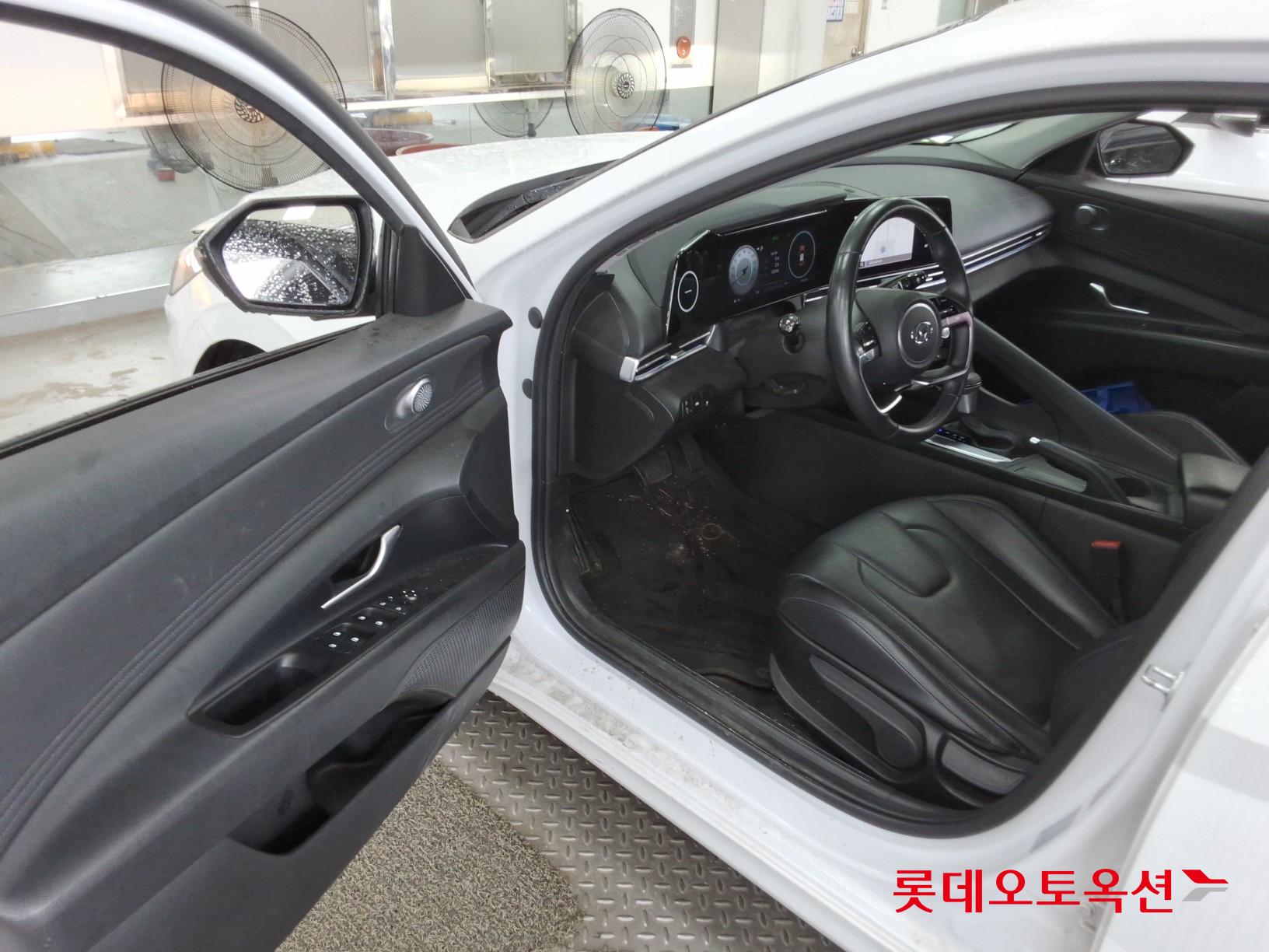2021 - hyundai avante