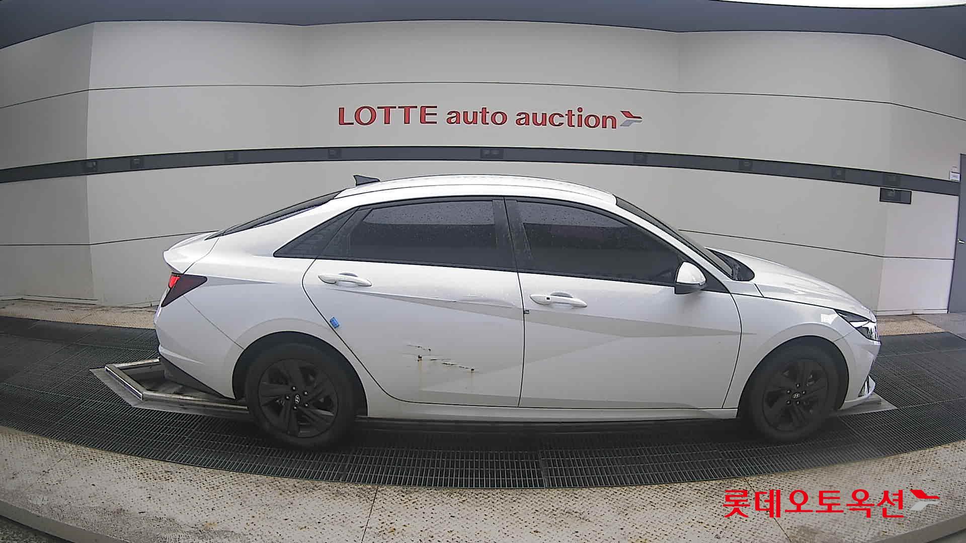 2021 - hyundai avante