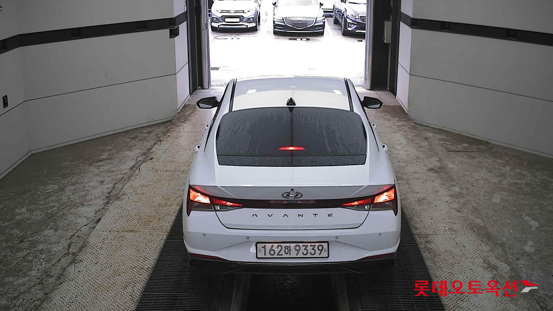 2021 - hyundai avante