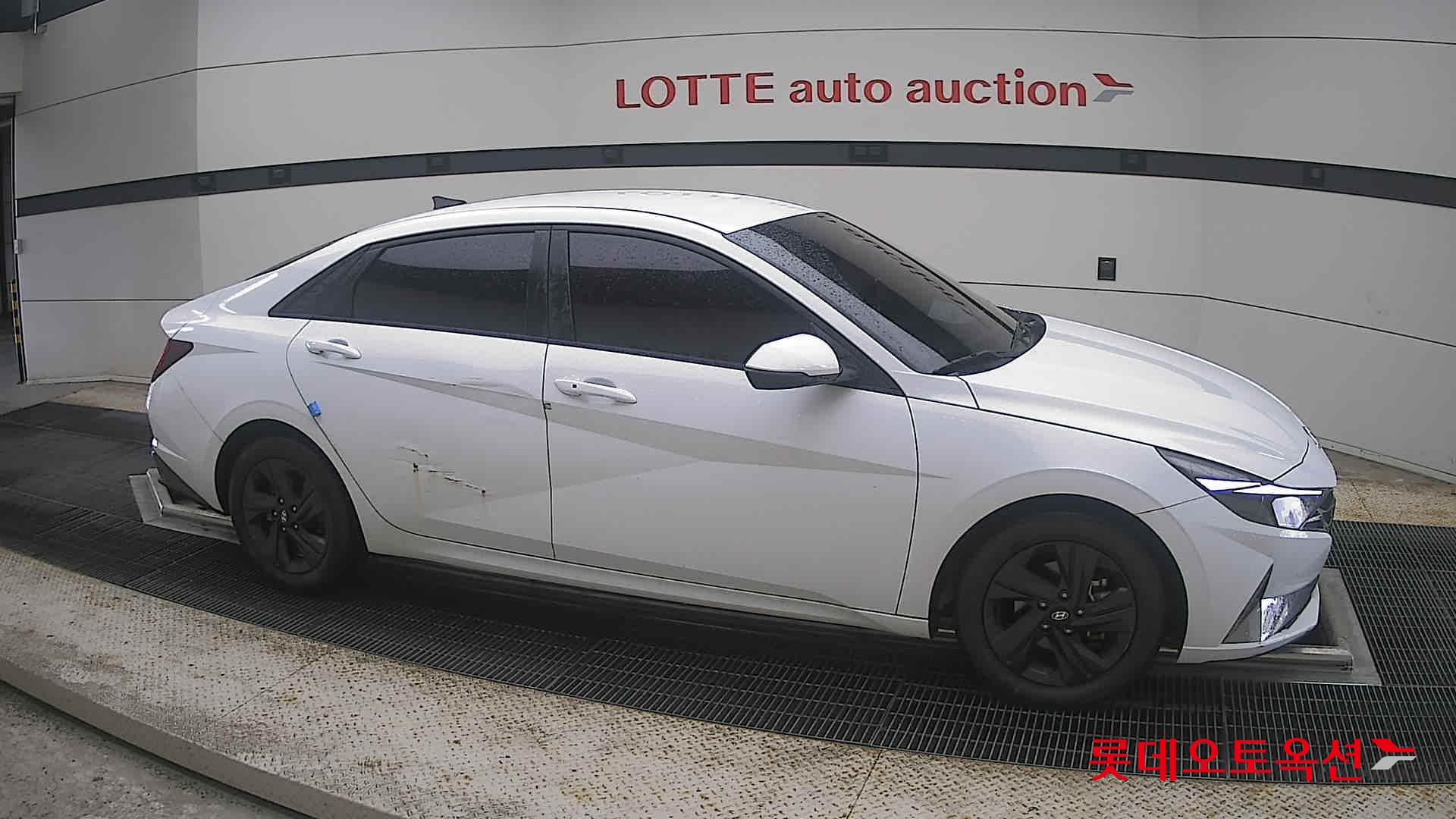2021 - hyundai avante