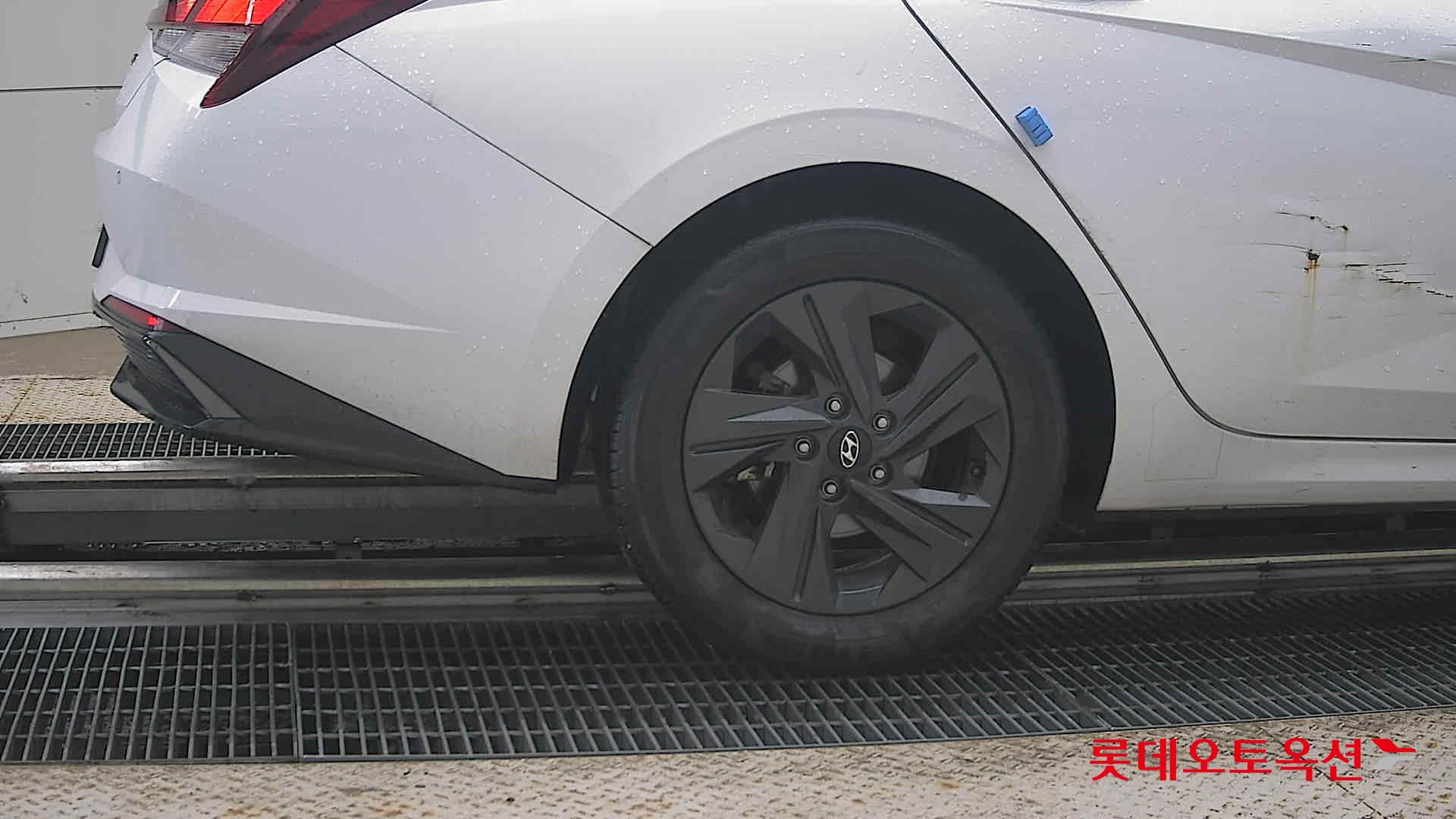 2021 - hyundai avante